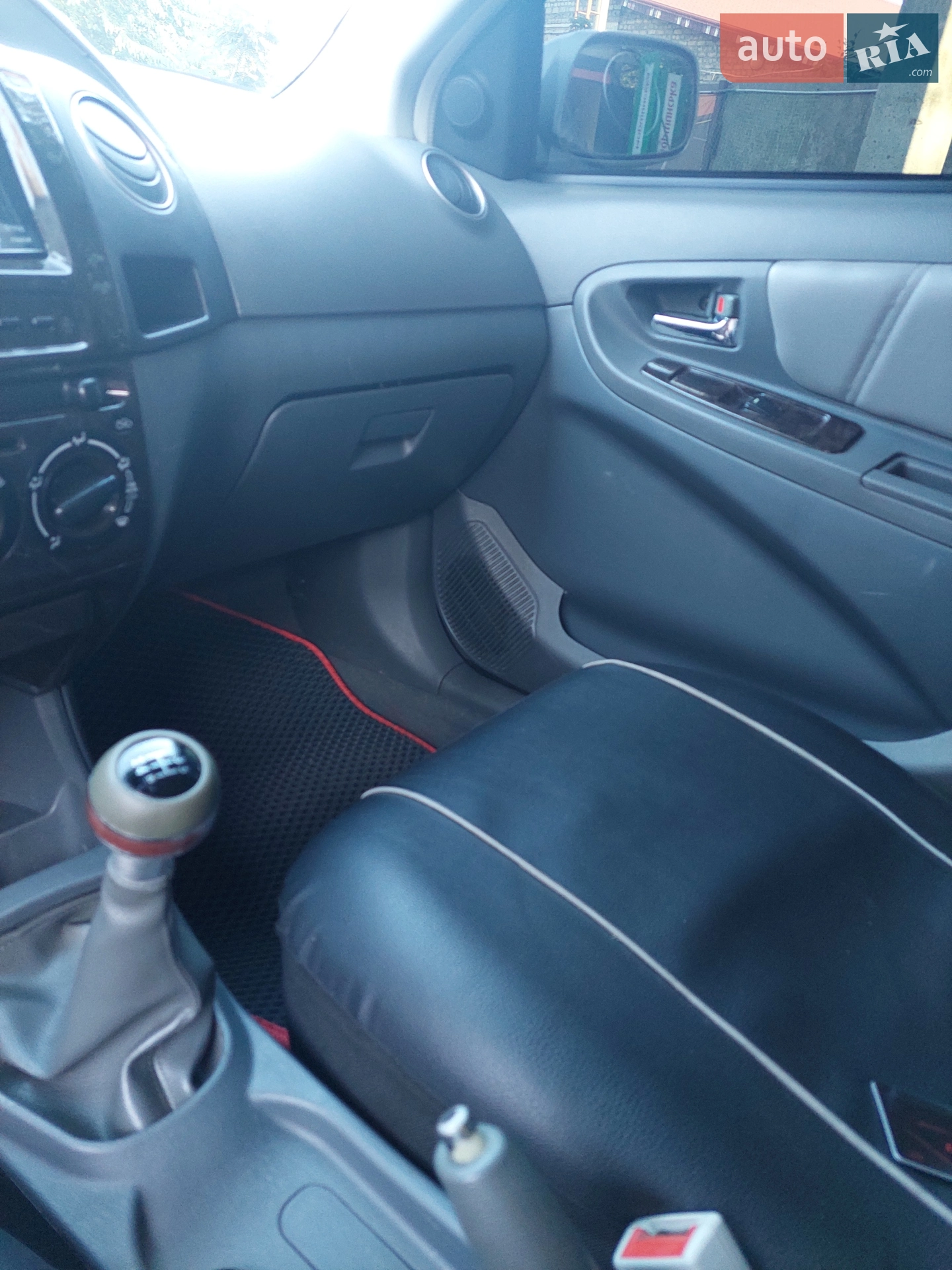 Geely MK, 2011