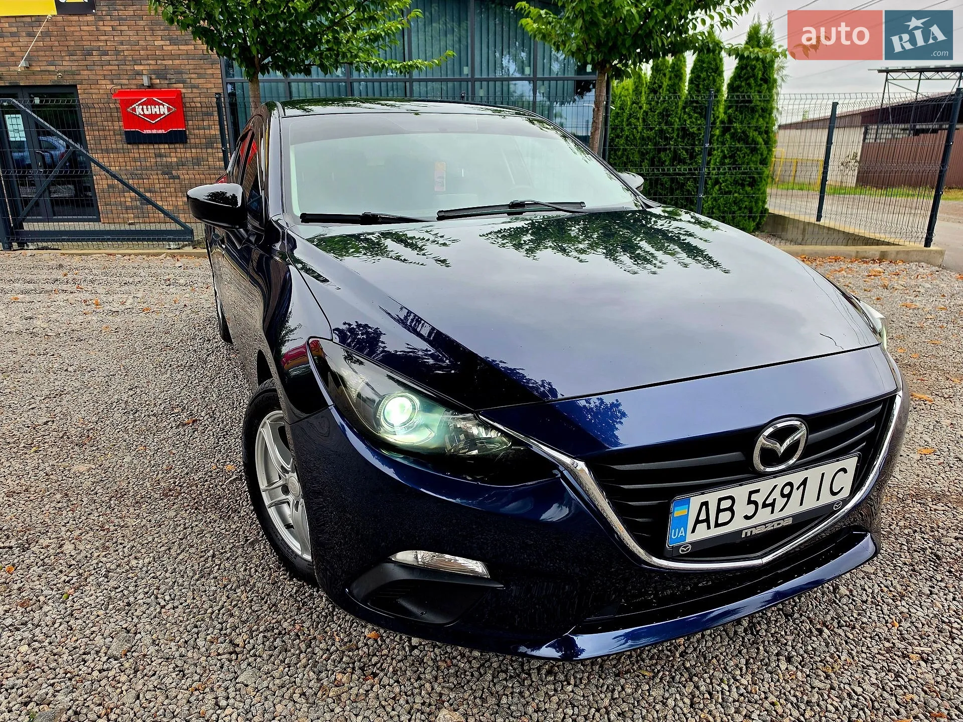 Mazda 3, 2015