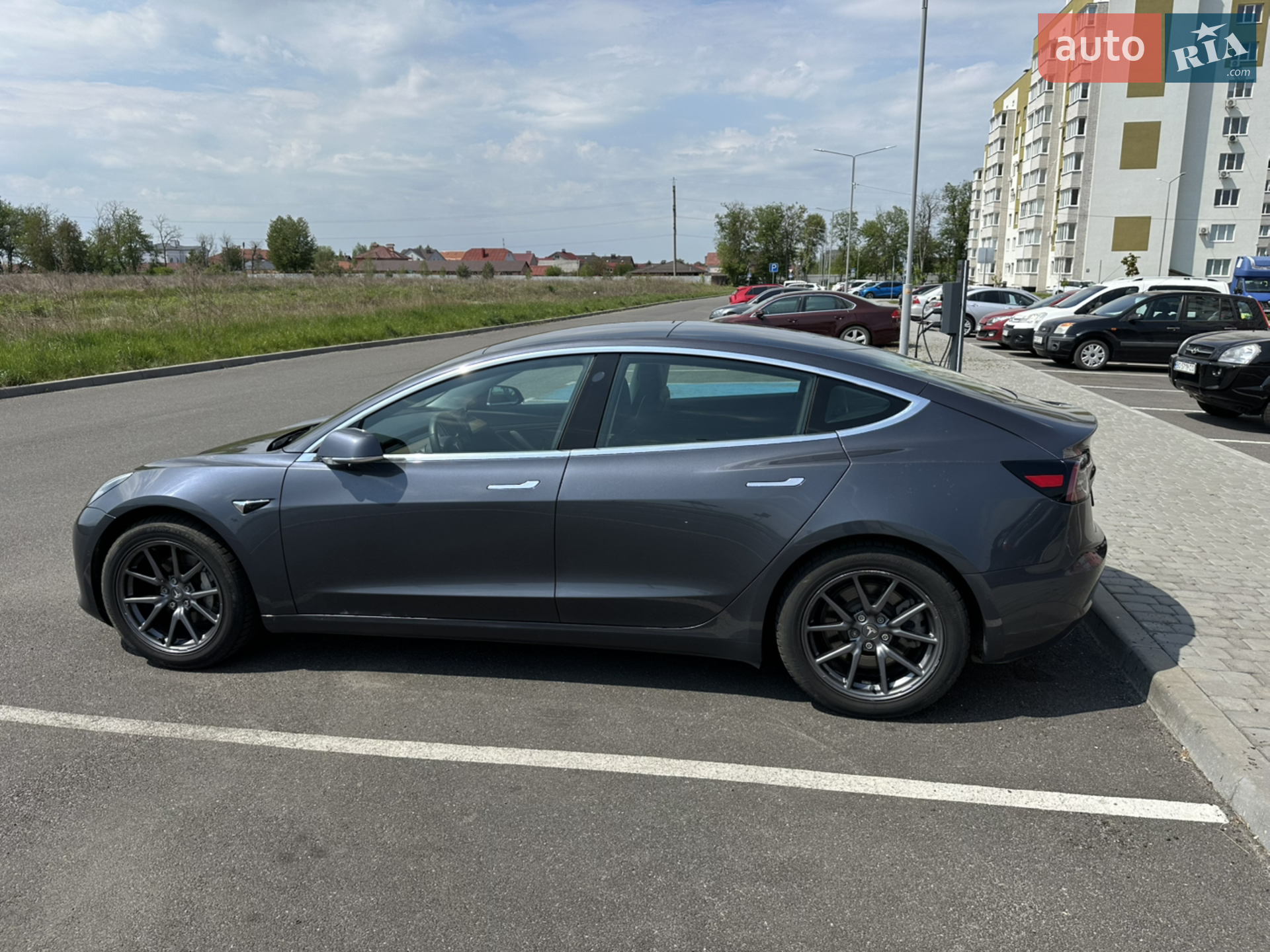 Tesla Model 3, 2019