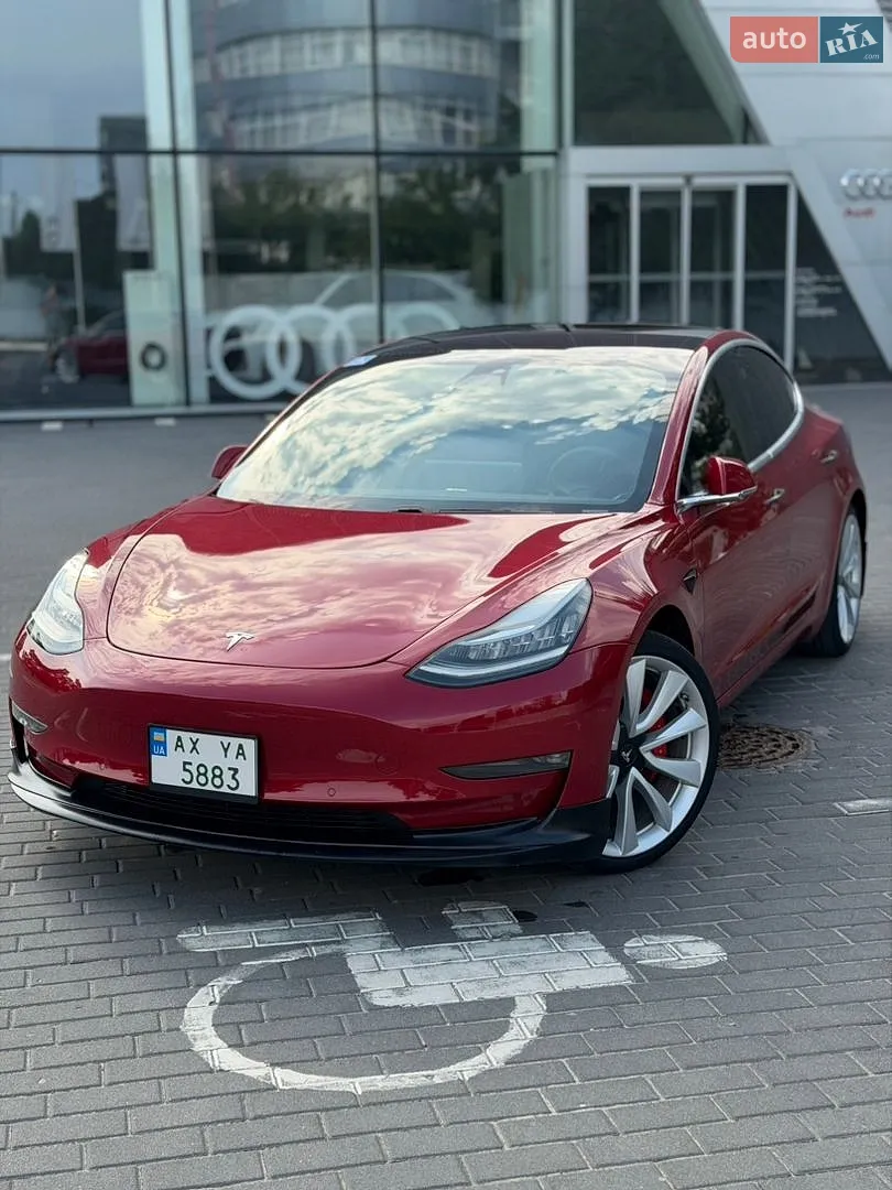 Tesla Model 3, 2018