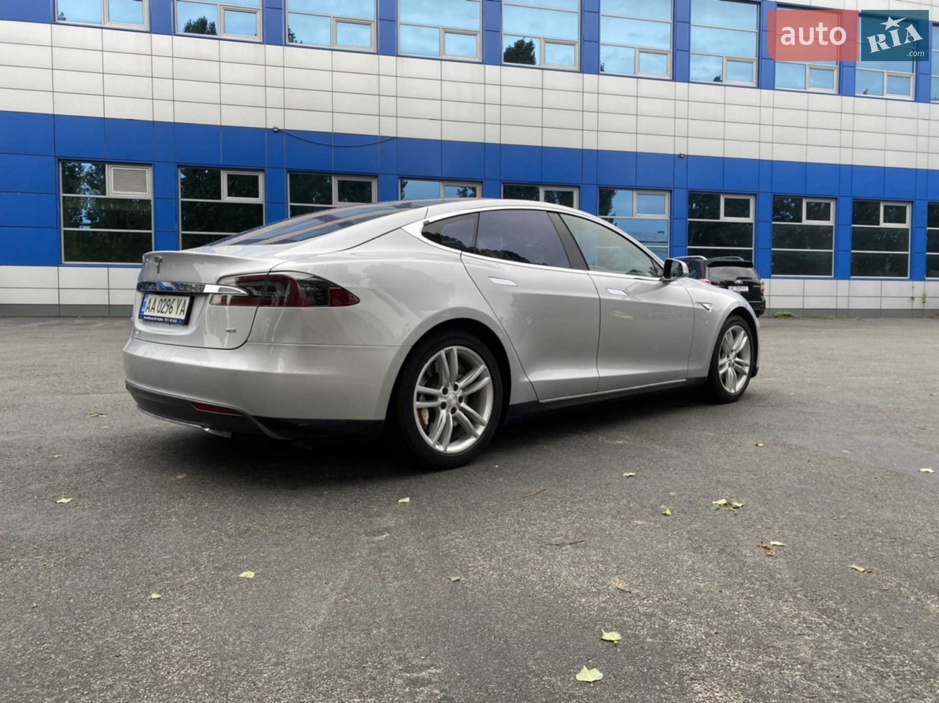 Tesla Model S, 2014