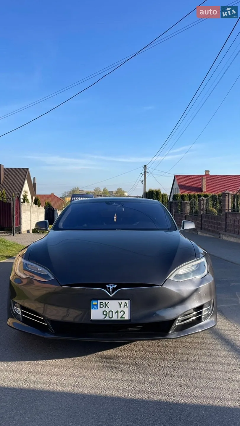 Tesla Model S 2016 — 1