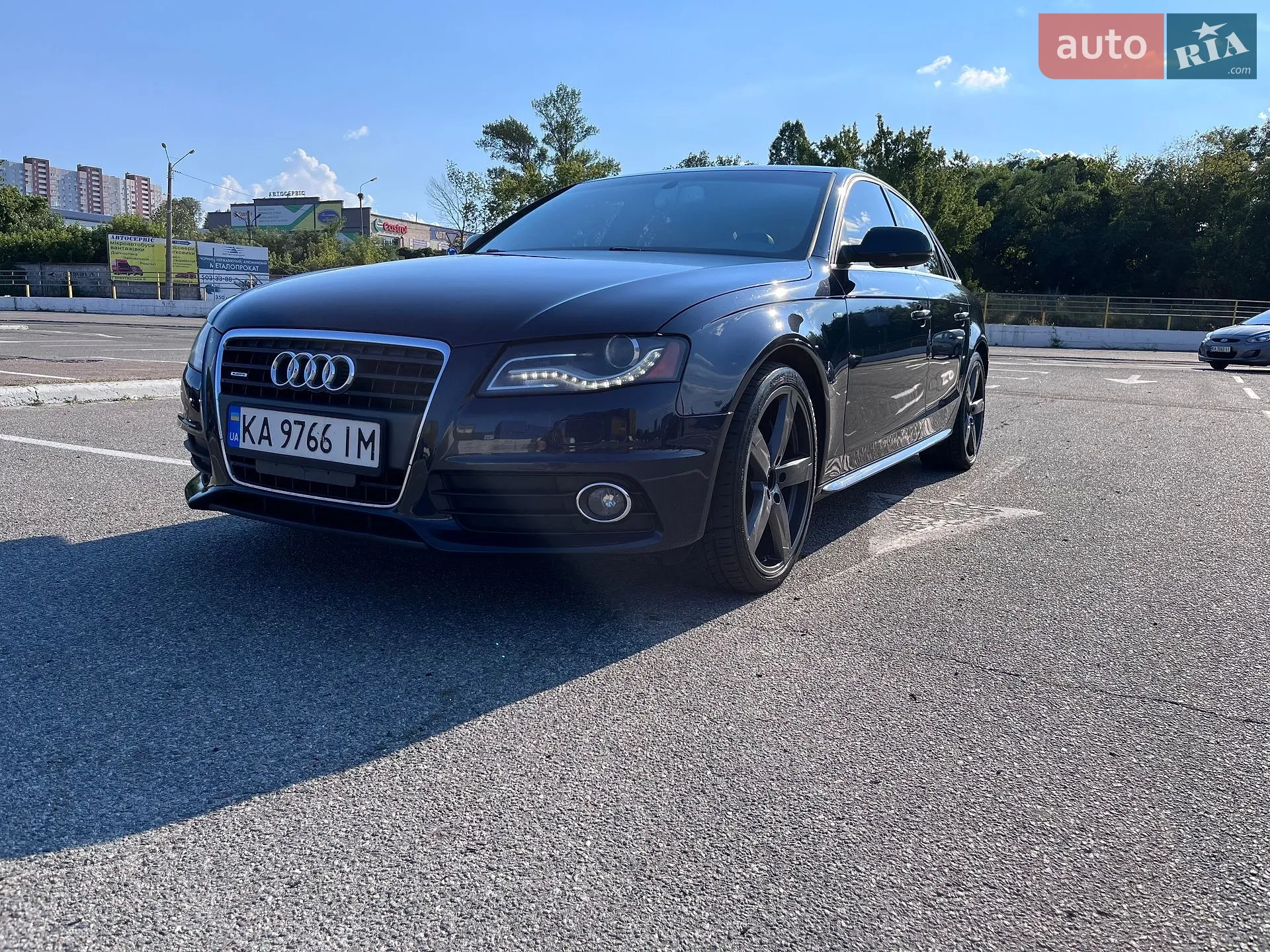 Audi A4 2011 — 1
