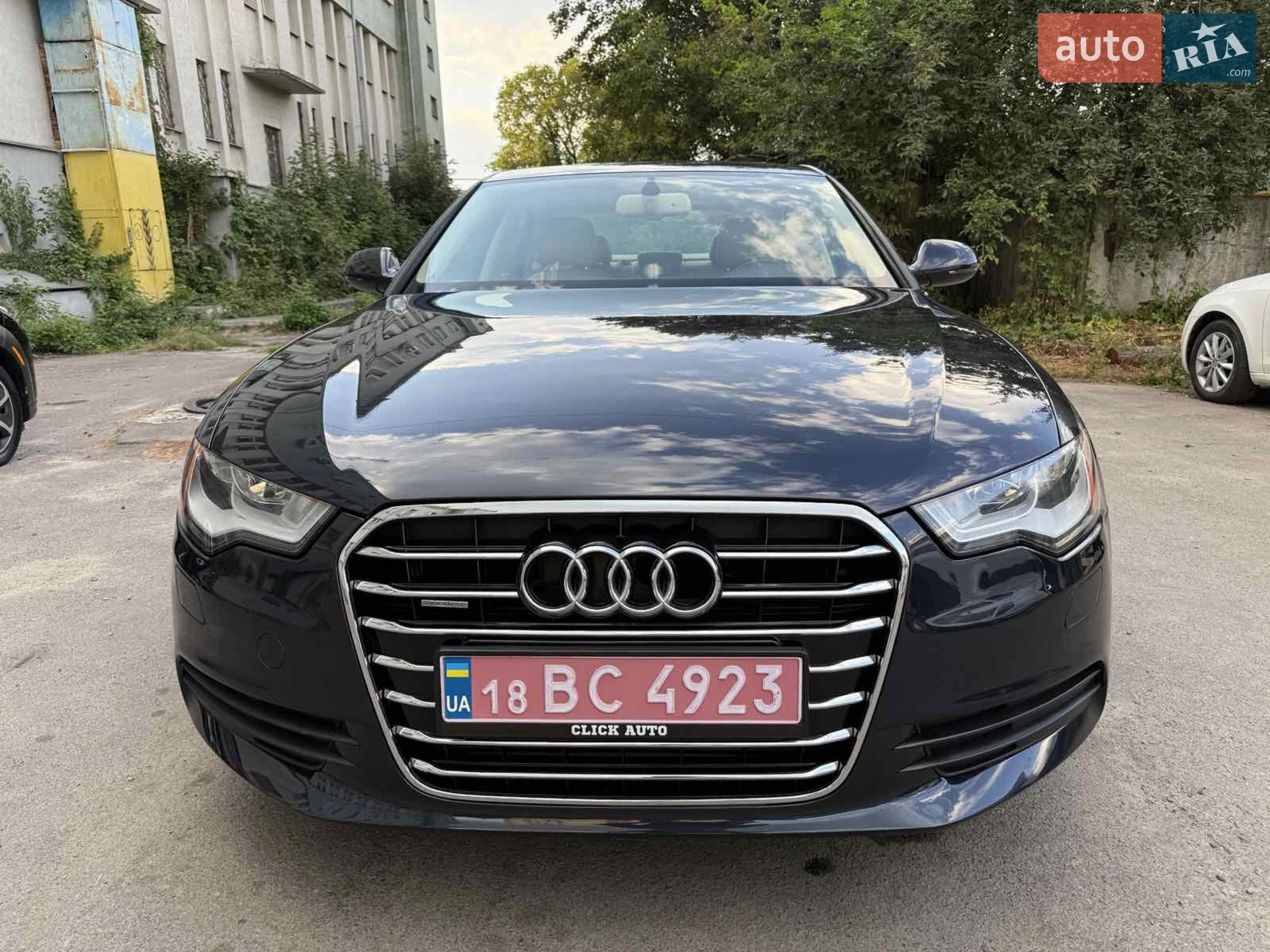 Audi A6 2012 — 1