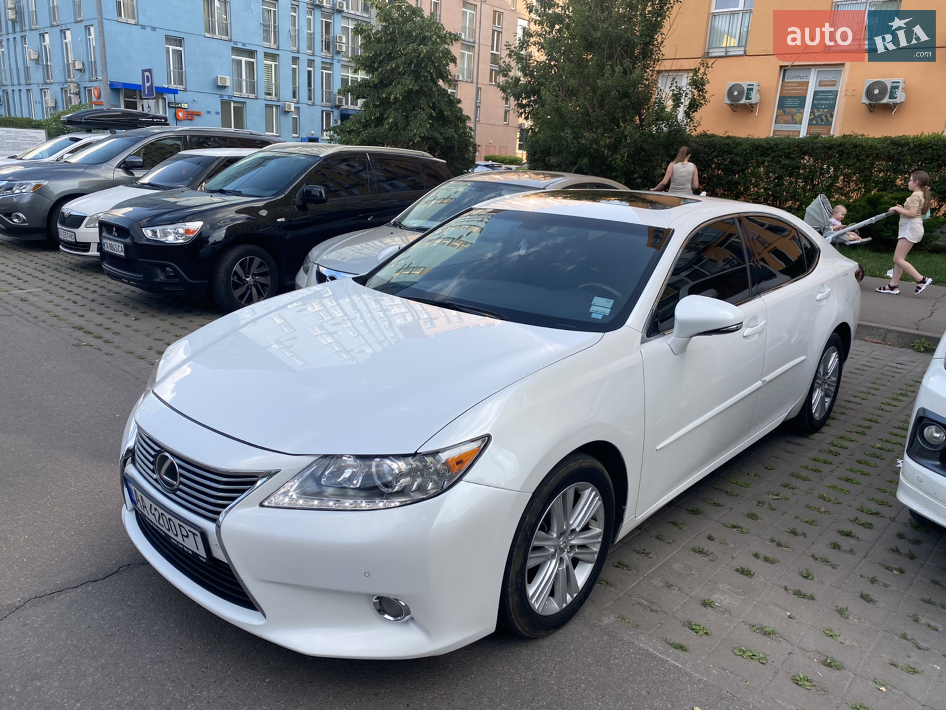 Lexus ES 2014 — 1