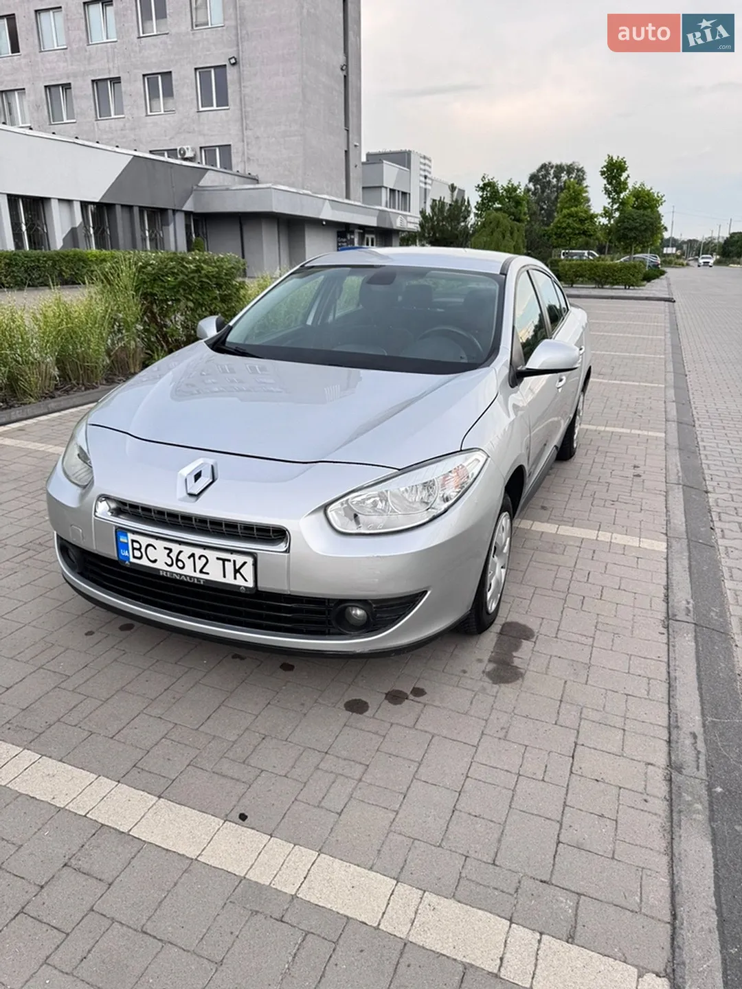 Renault Fluence 2010 — 1