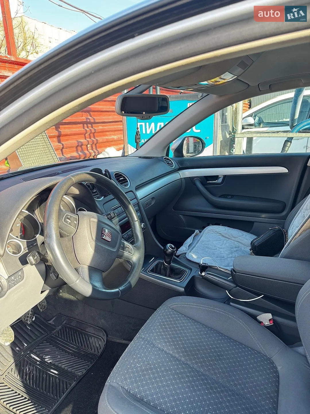 SEAT Exeo 2010 — 1