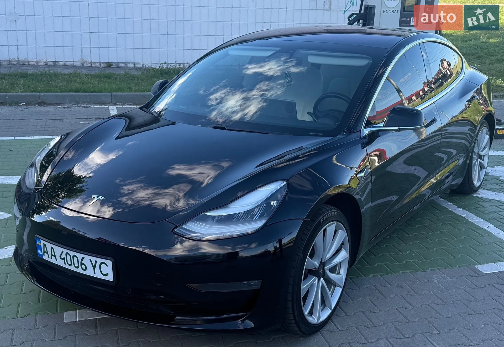 Tesla Model 3, 2019