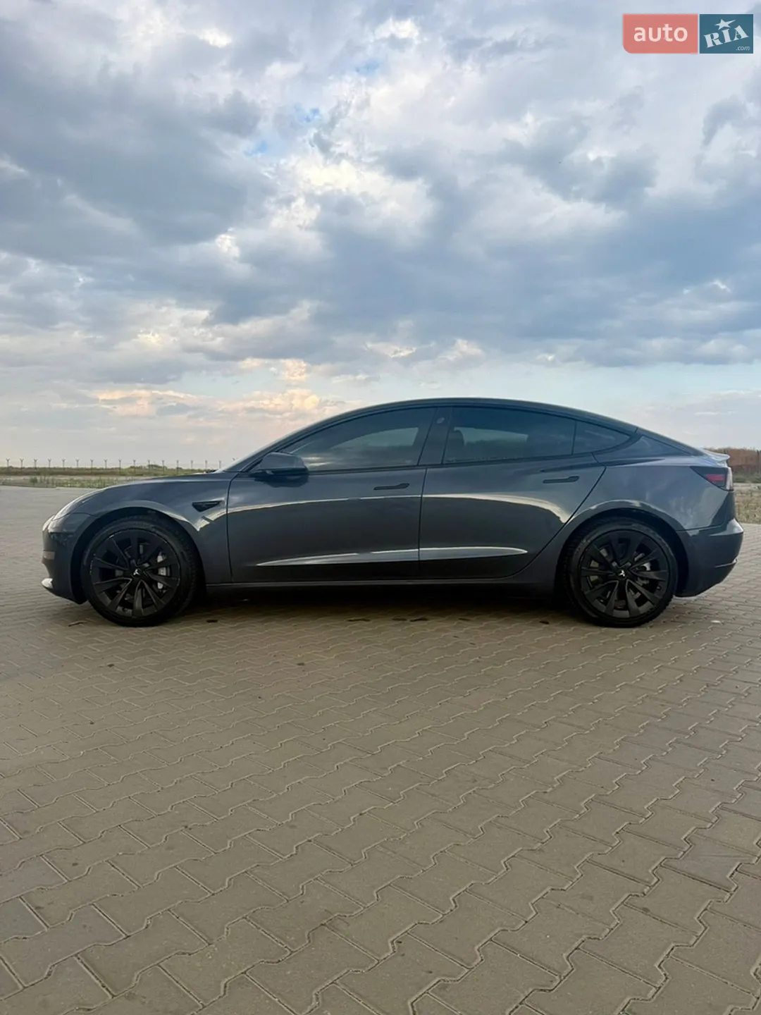 Tesla Model 3, 2022