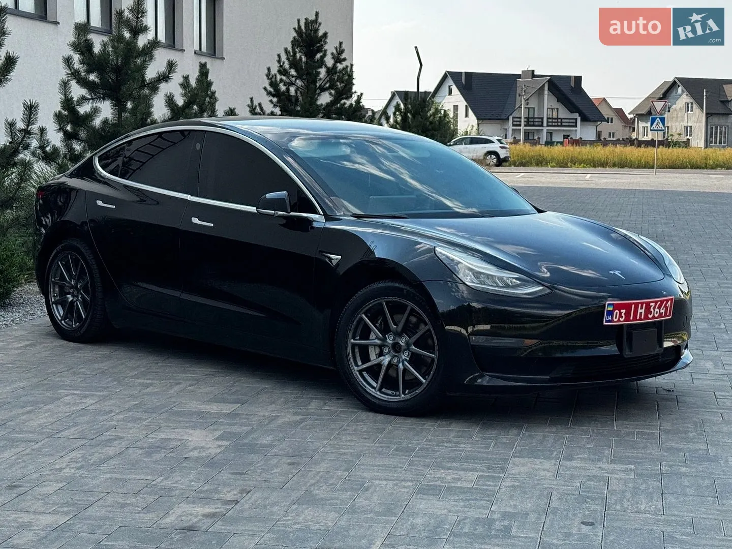 Tesla Model 3, 2019