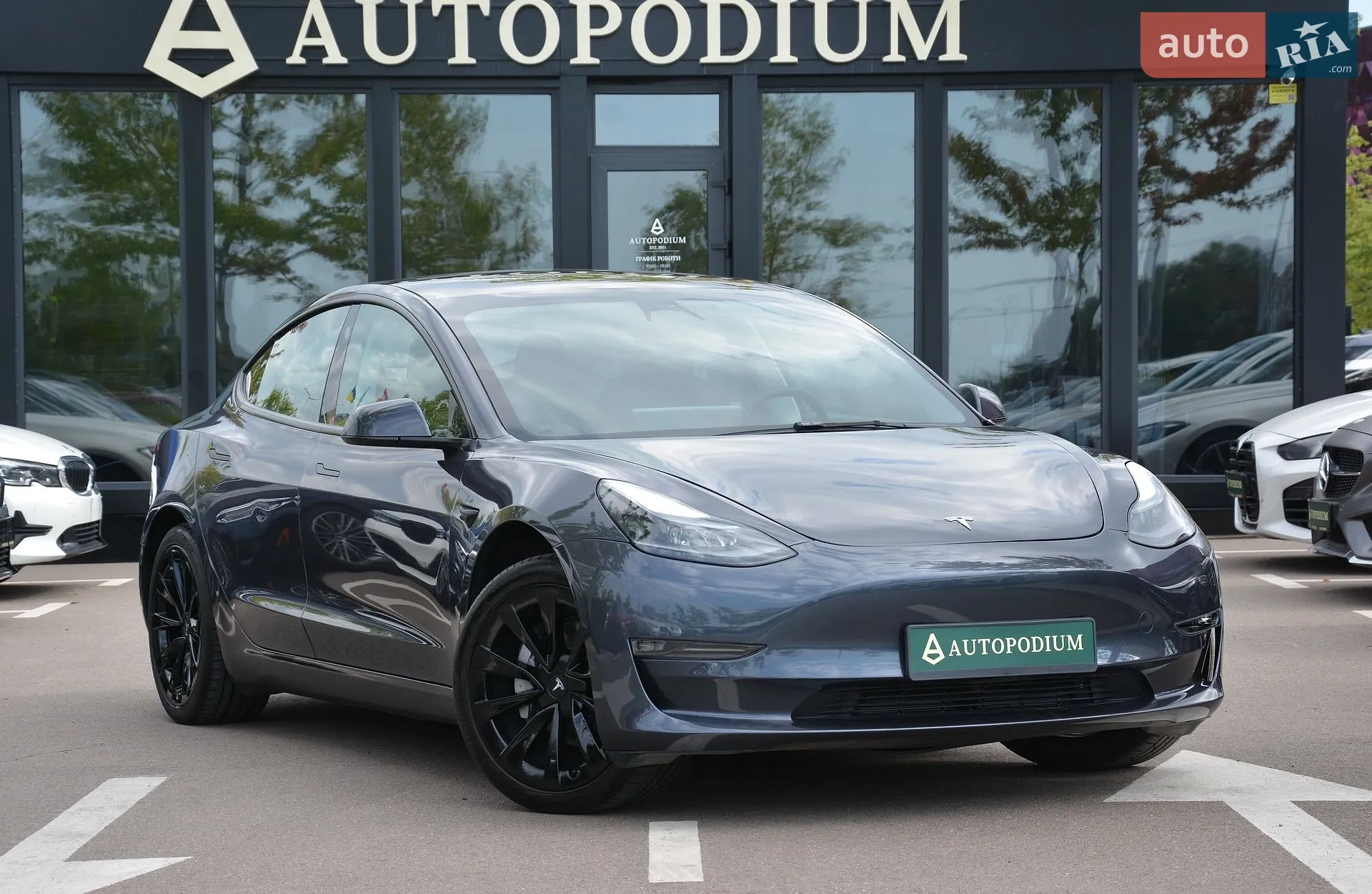 Tesla Model 3 2023 — 1