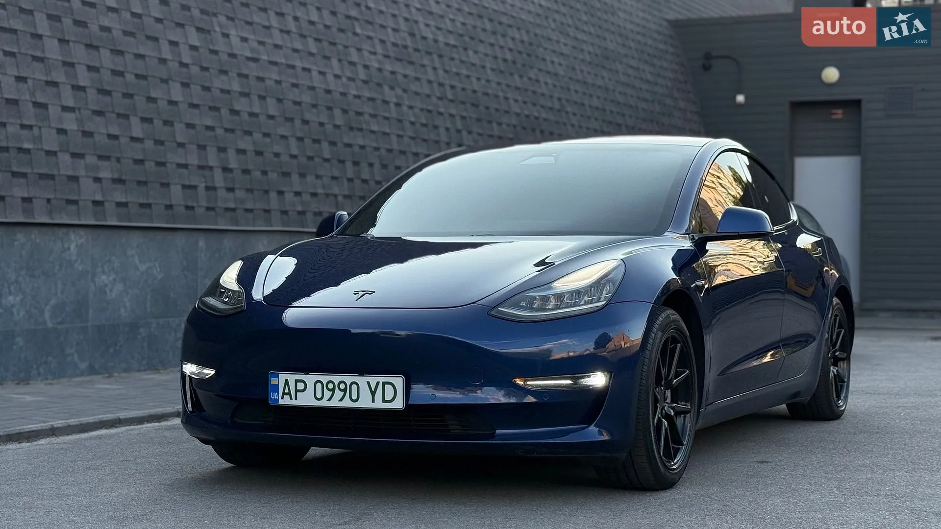 Tesla Model 3 2019 — 1
