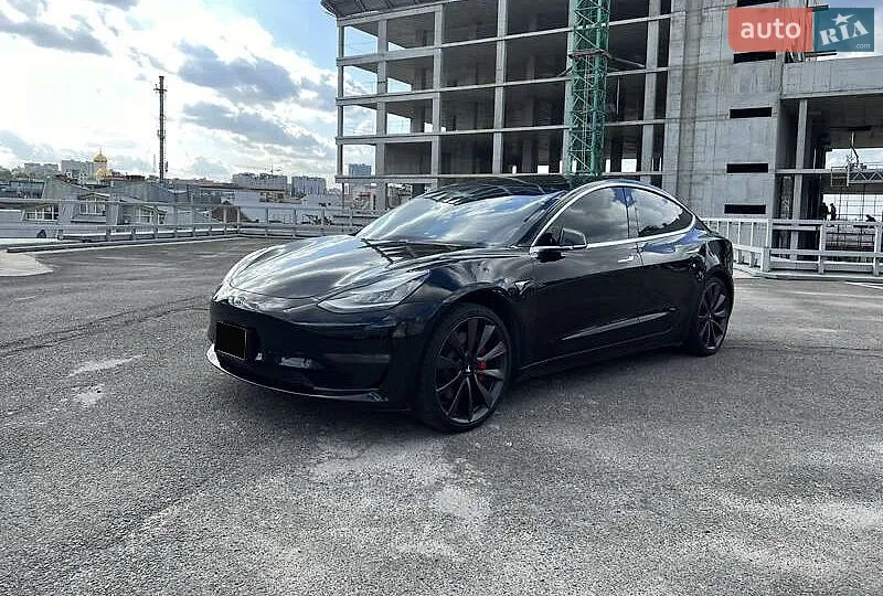 Tesla Model 3, 2020