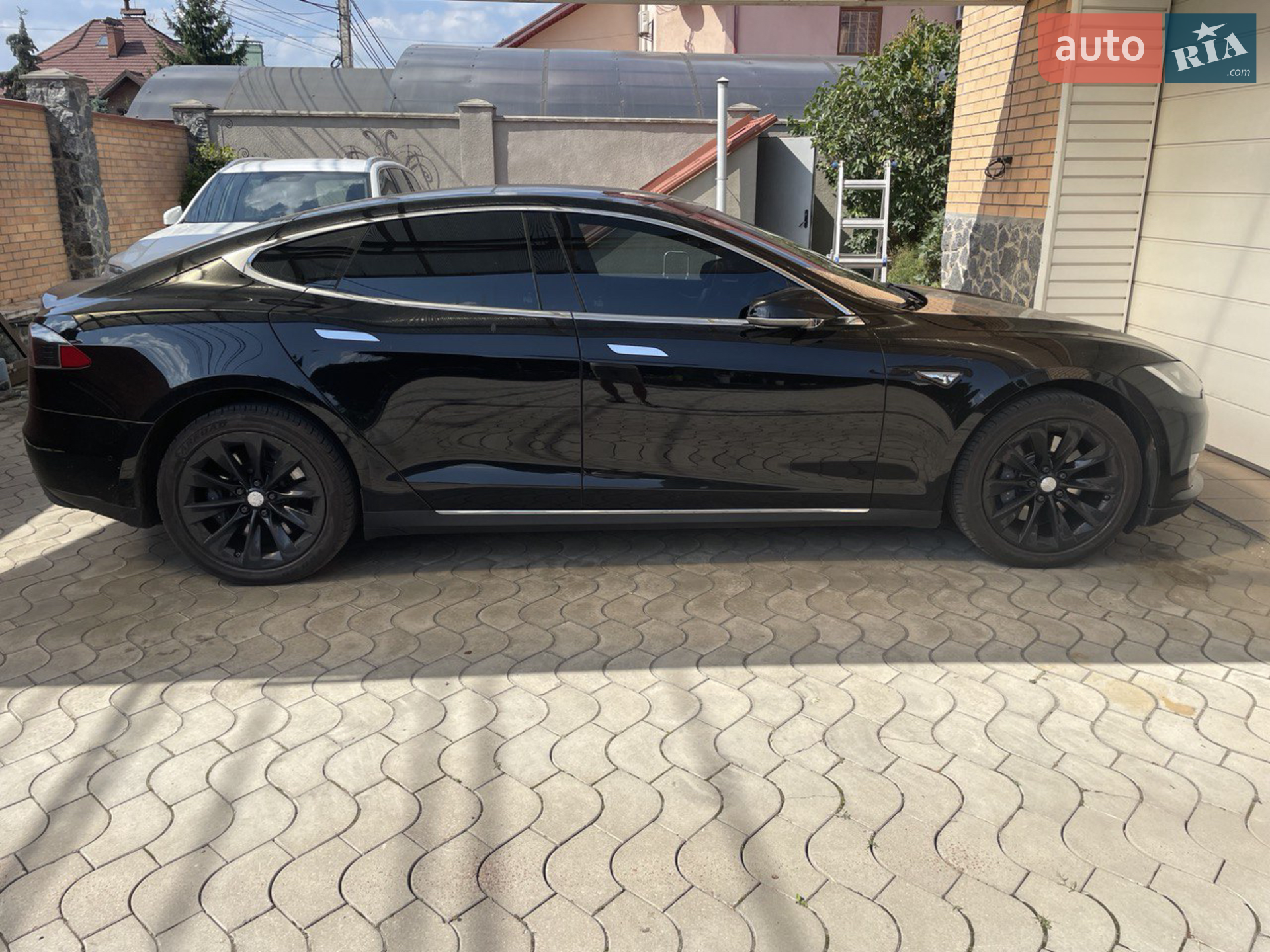 Tesla Model S 2015 — 1