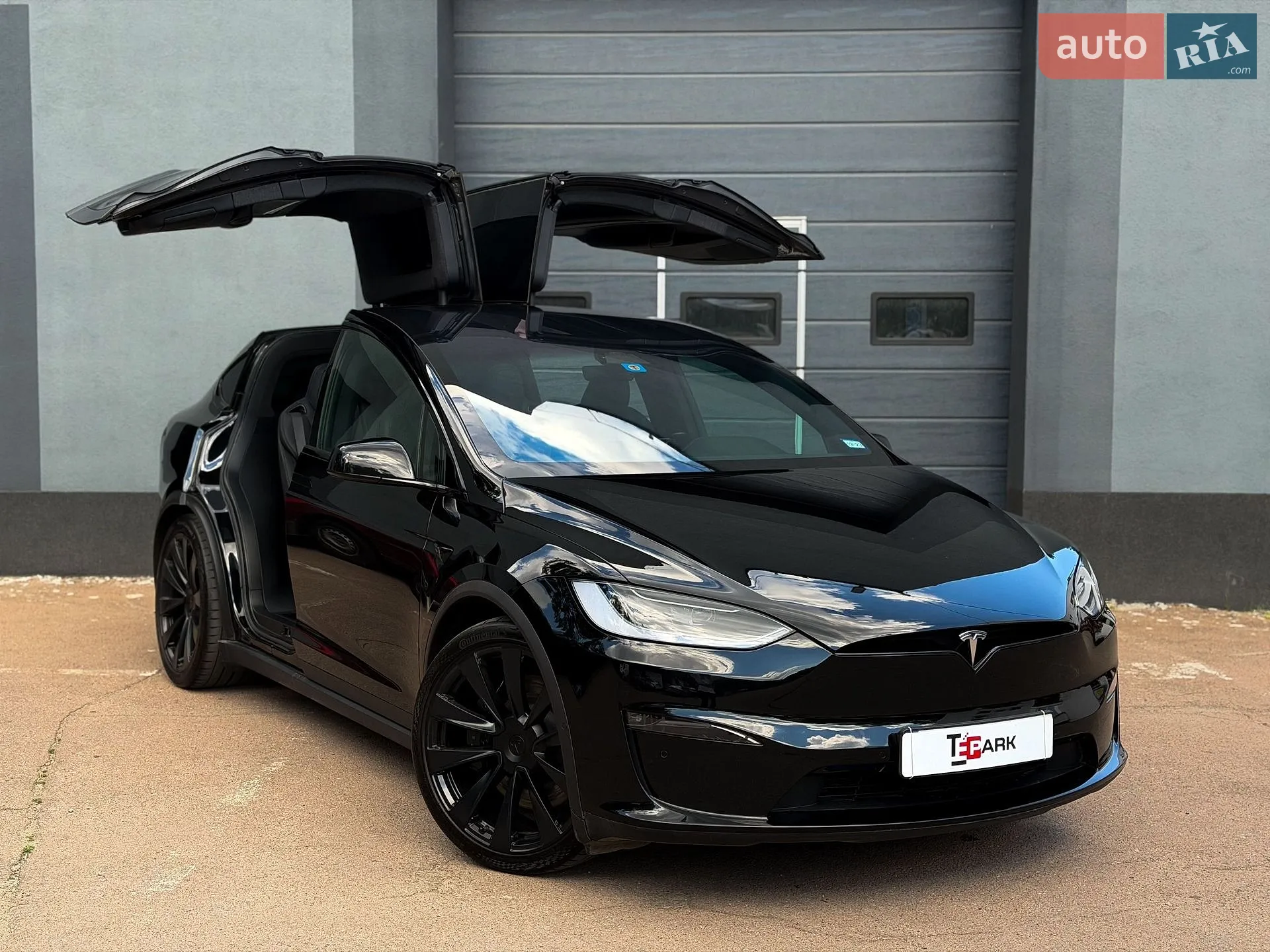 Tesla Model X 2022 — 1
