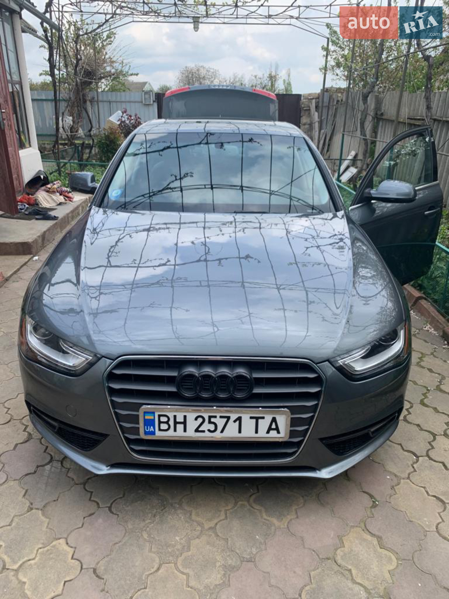 Audi A4, 2012
