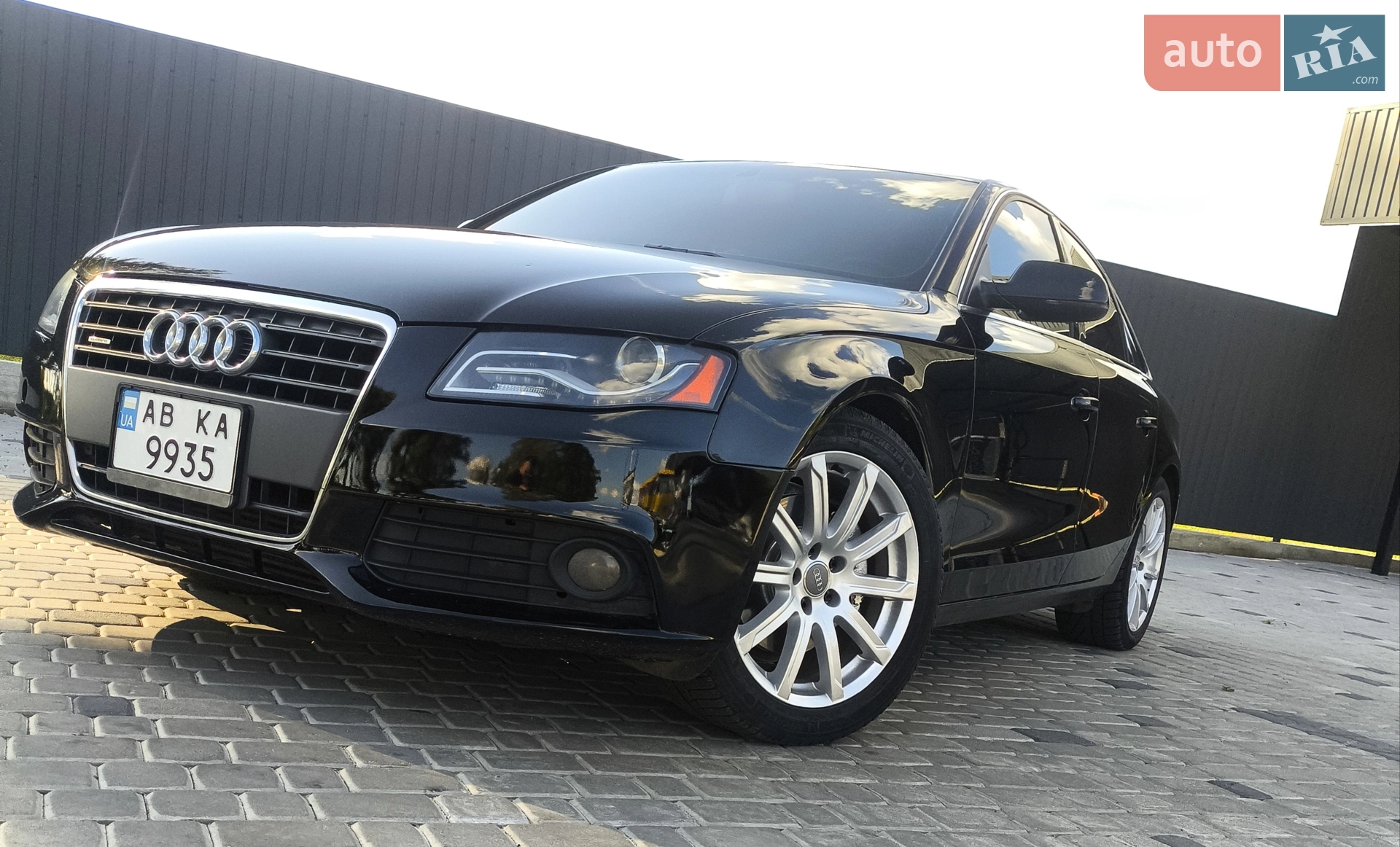 Audi A4 2009 — 1
