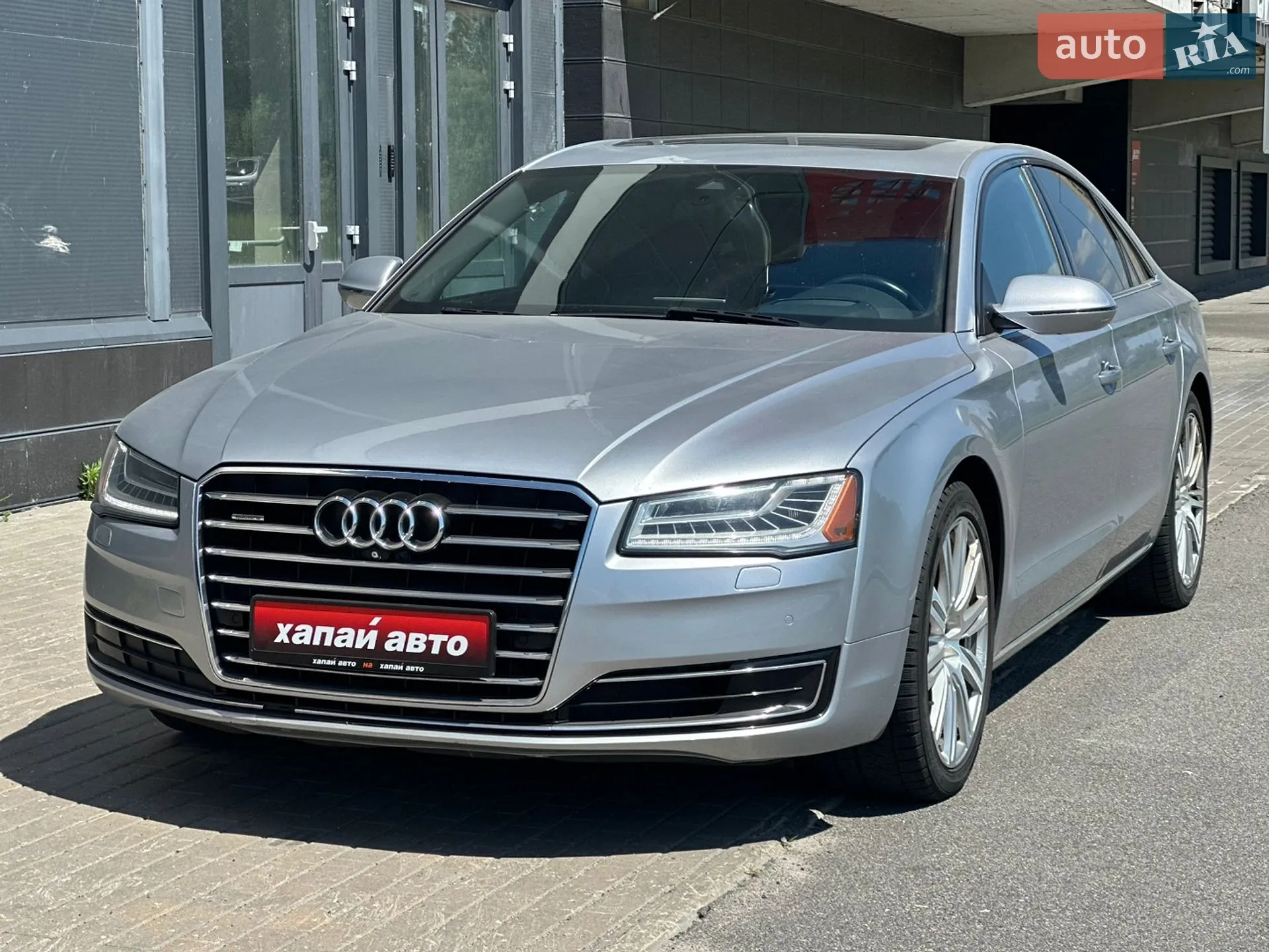 Audi A8, 2015