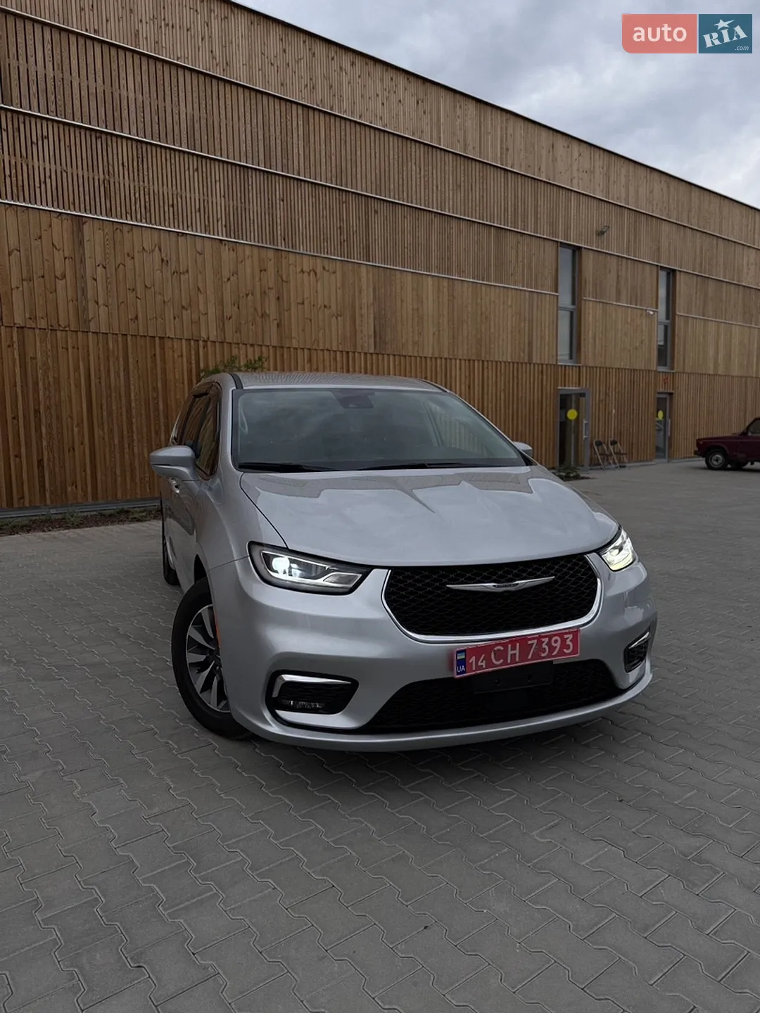Chrysler Pacifica, 2022