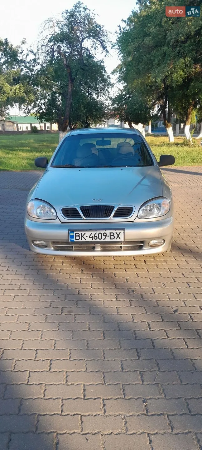 Daewoo Lanos, 2000