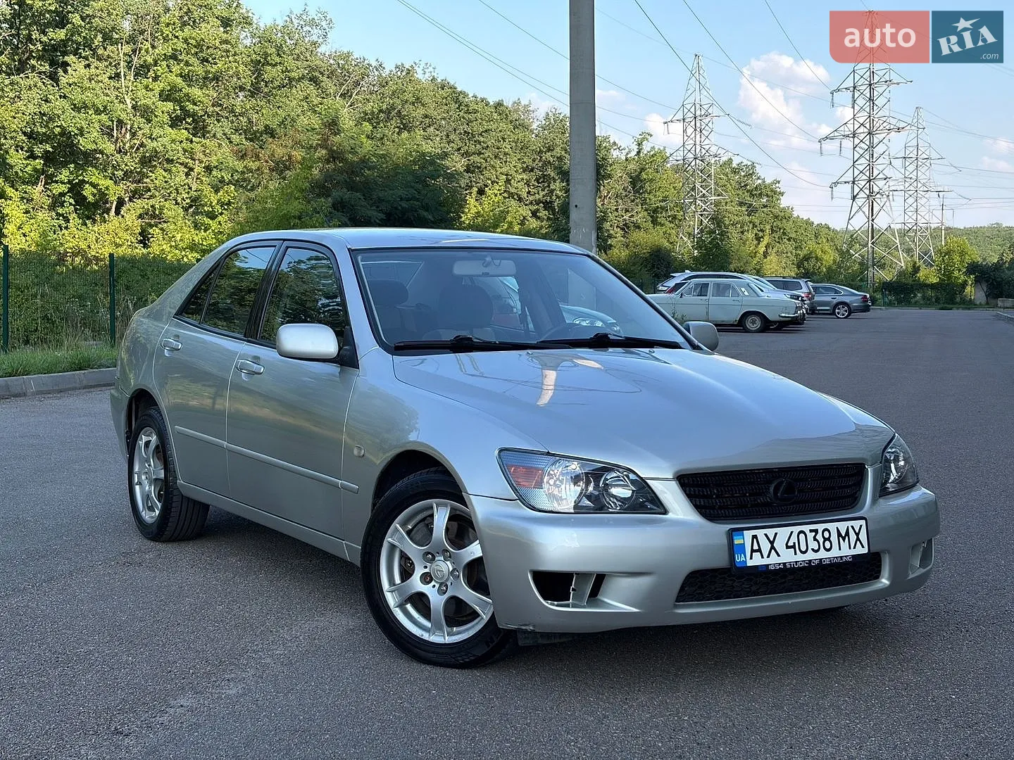 Lexus IS, 2001