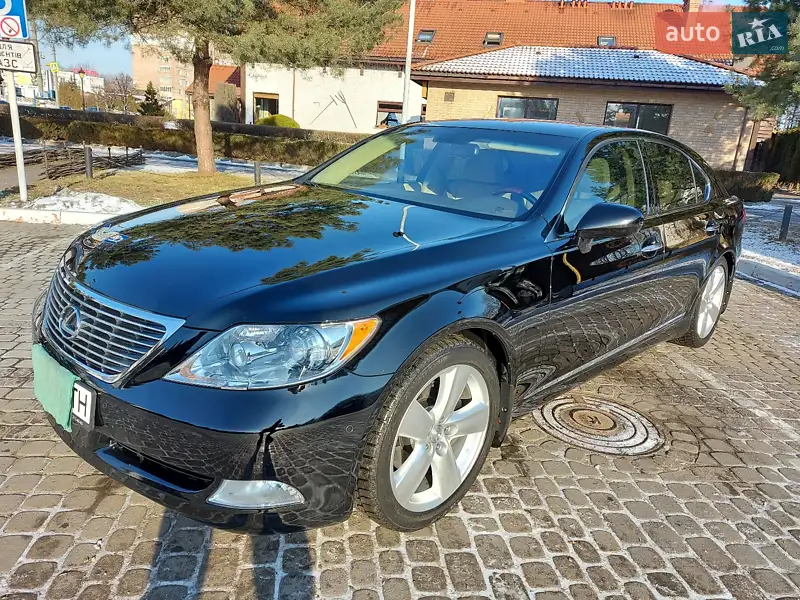 Lexus LS, 2008