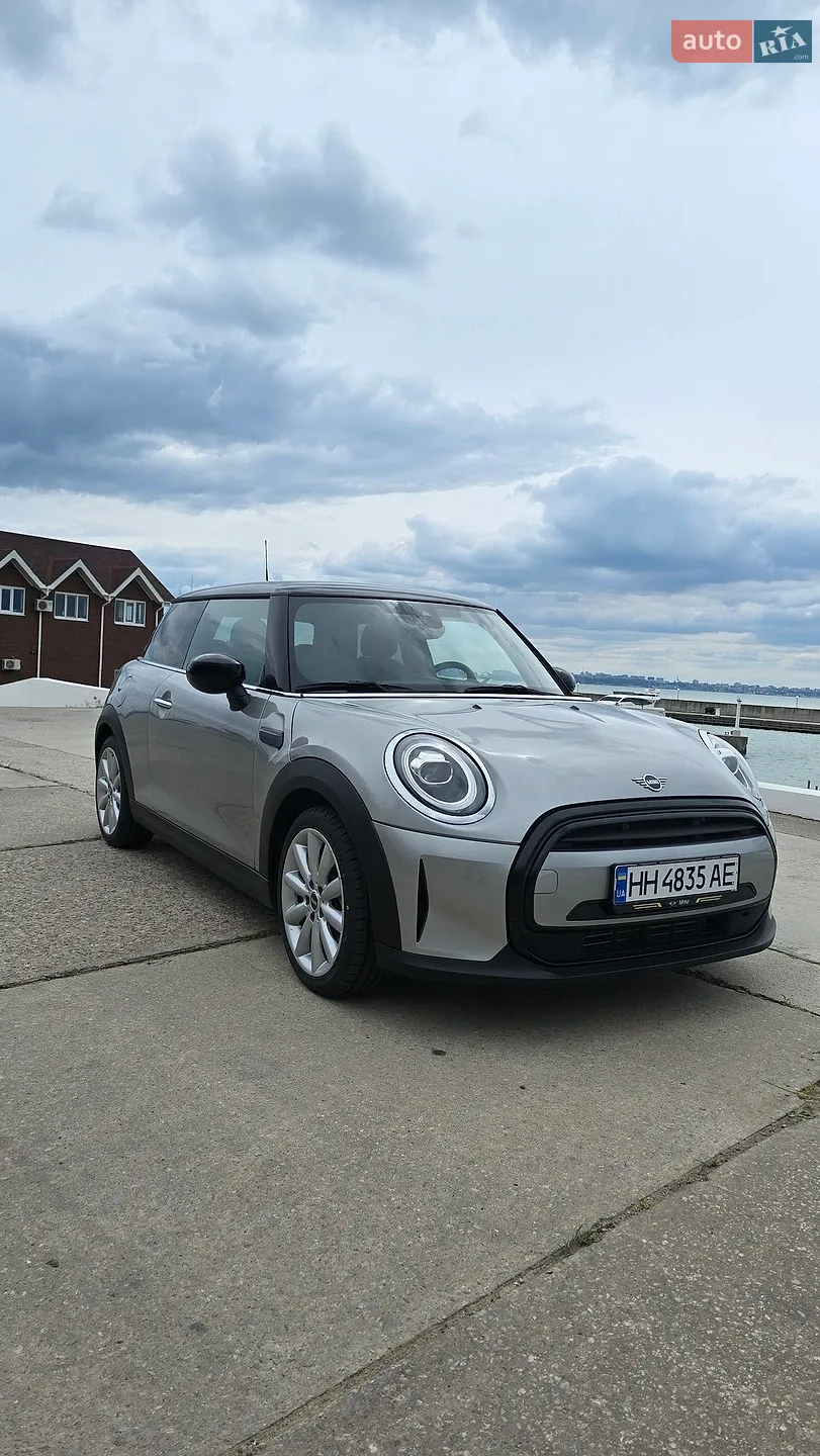 MINI Cooper 2023 — 1