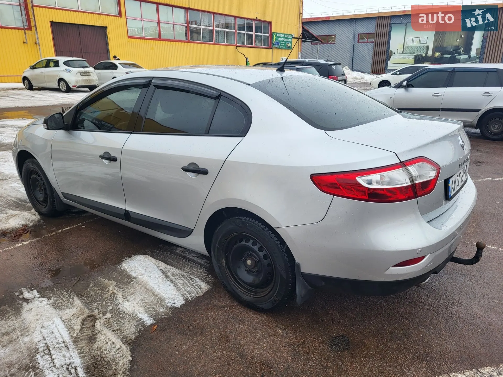 Renault Fluence 2011 — 1