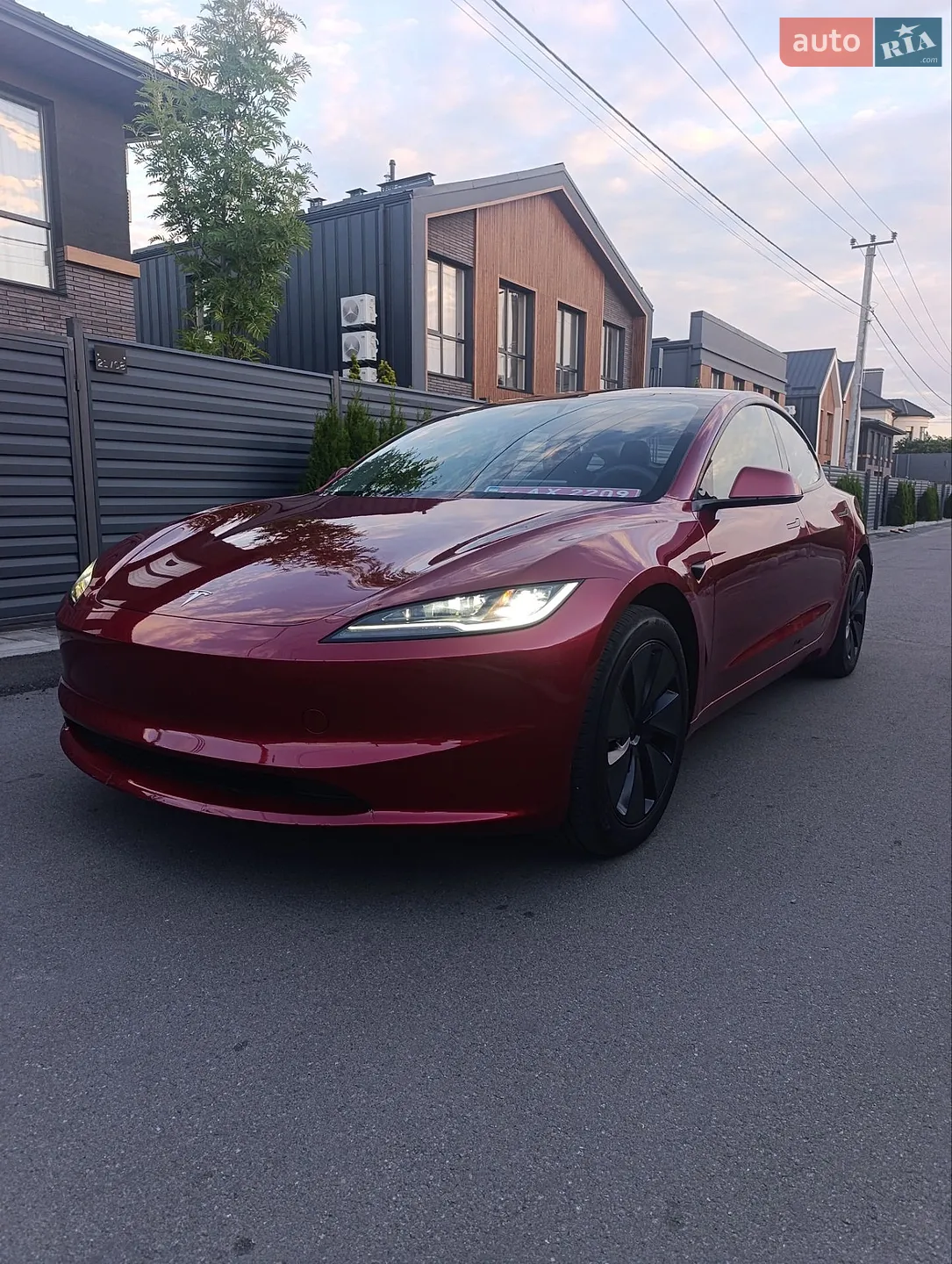 Tesla Model 3, 2024