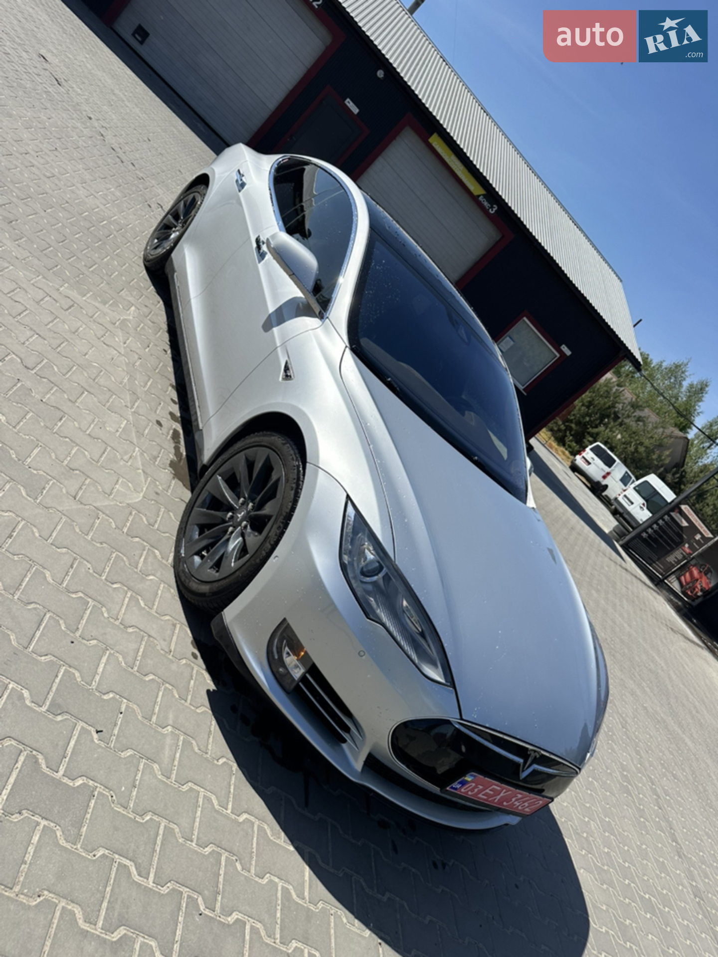 Tesla Model S 2016 — 1