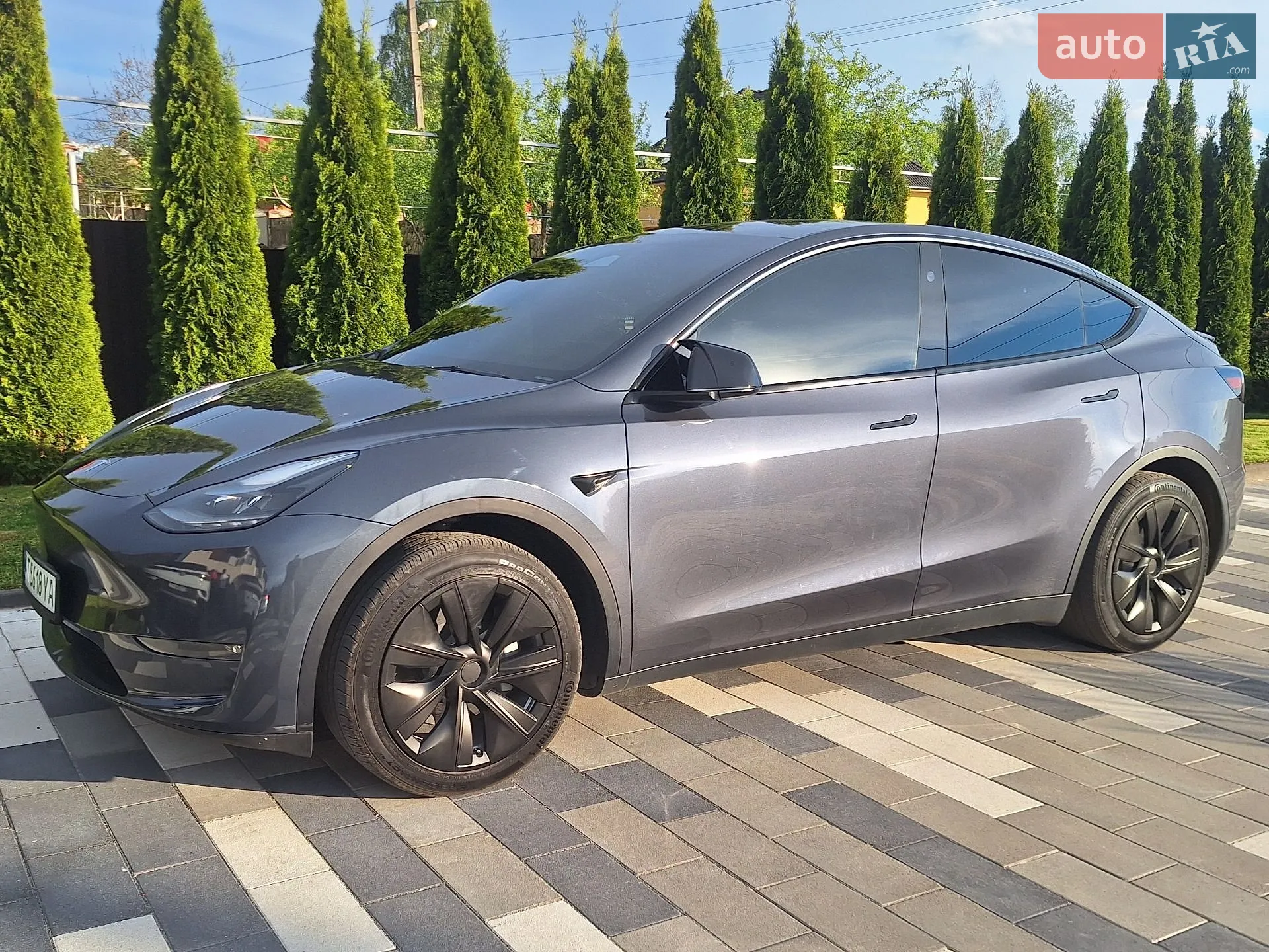 Tesla Model Y, 2023