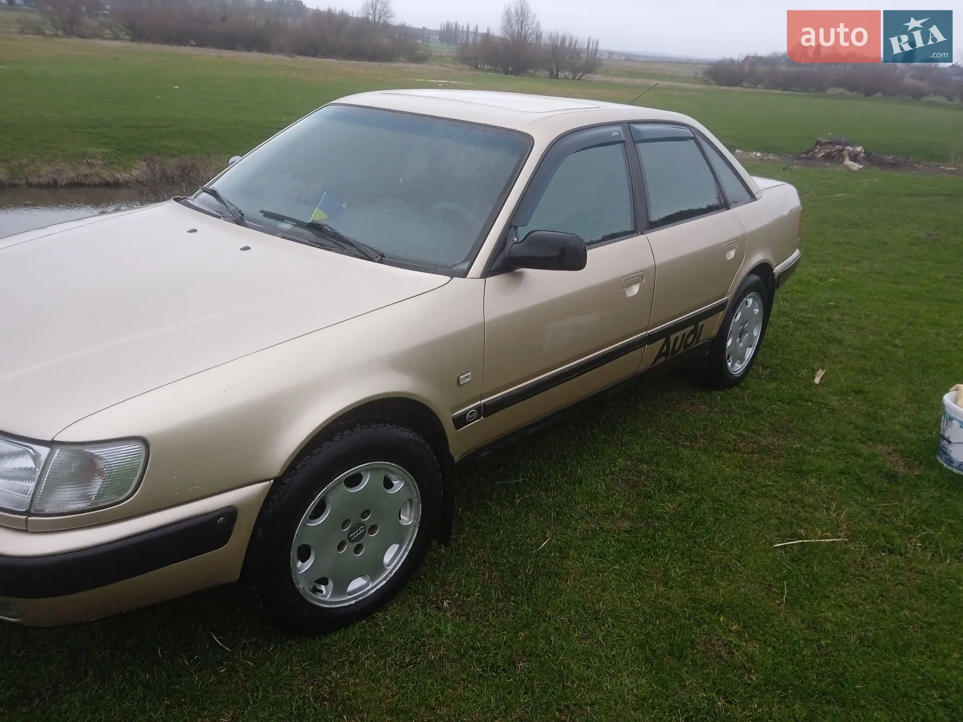 Audi 100, 1992