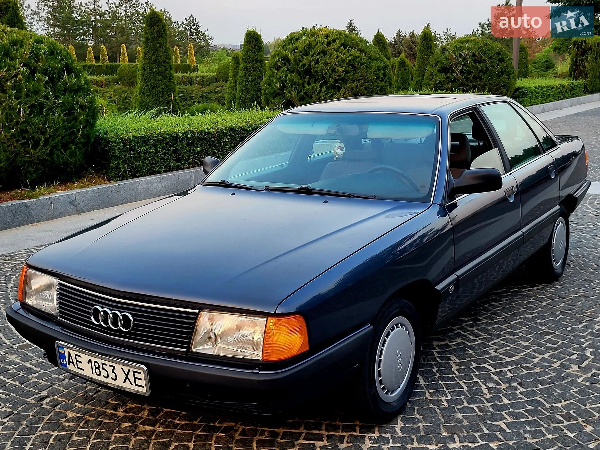 Audi 100 1988 — 1