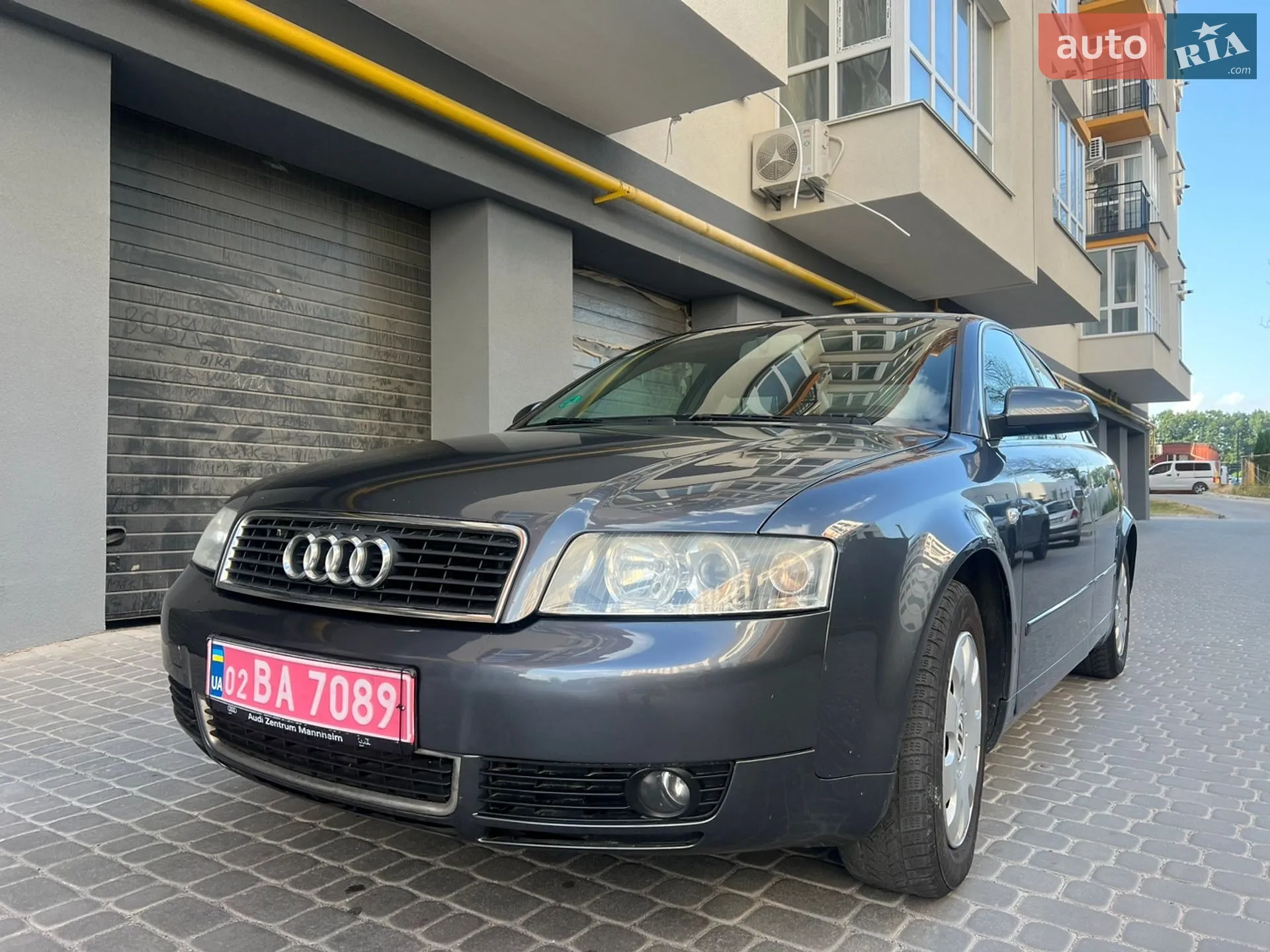 Audi A4 2004 — 1