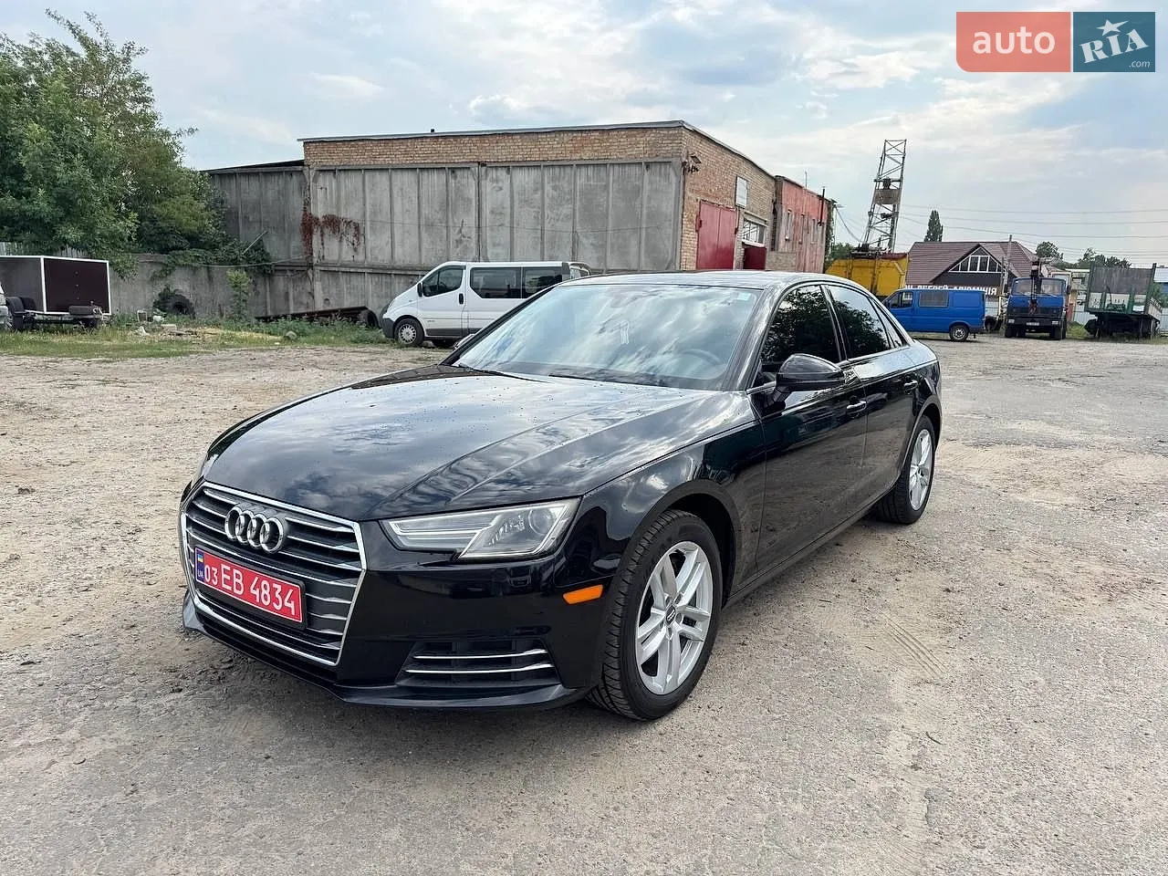 Audi A4 2017 — 1