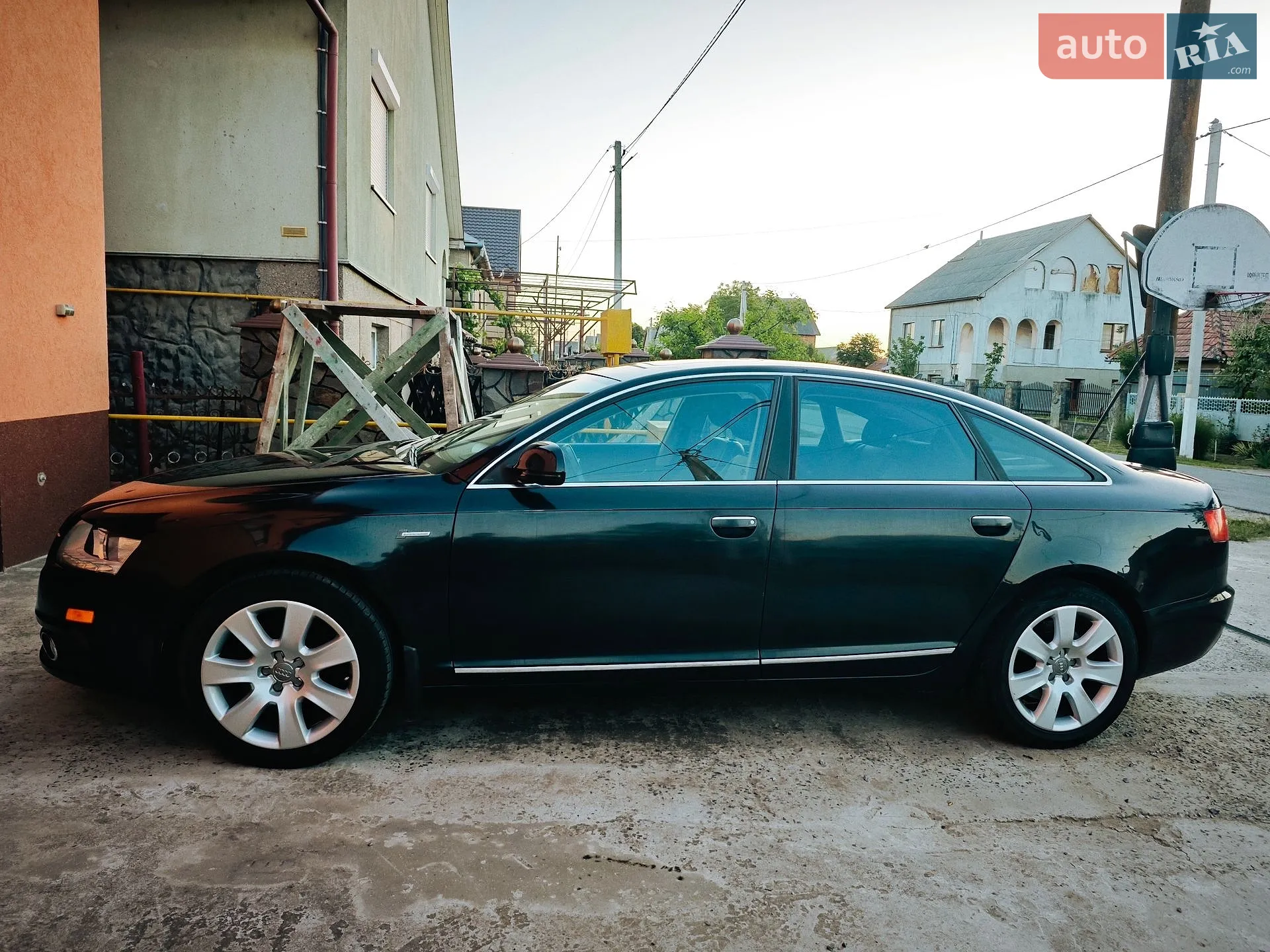 Audi A6 2010 — 1