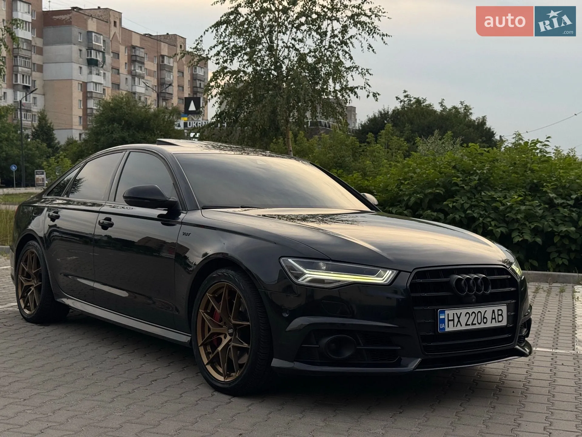 Audi A6 2014 — 1