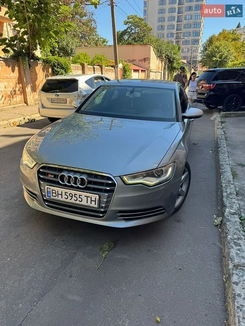 Audi A6 2011 — 1