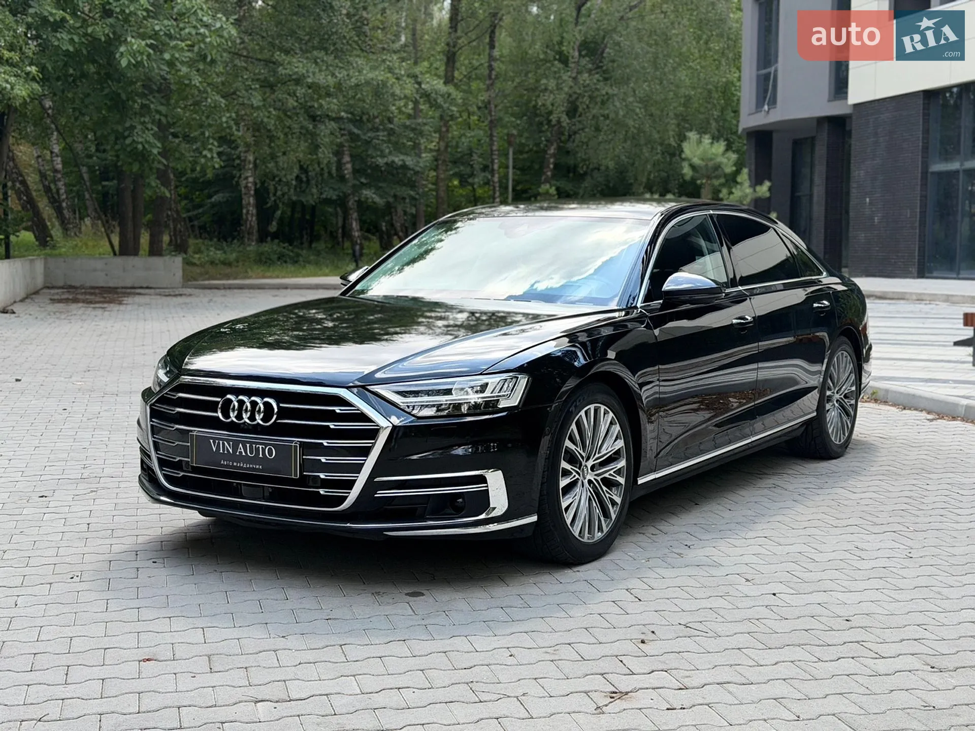 Audi A8 2018 — 1