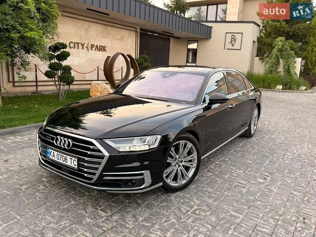 Audi A8 2019 — 1