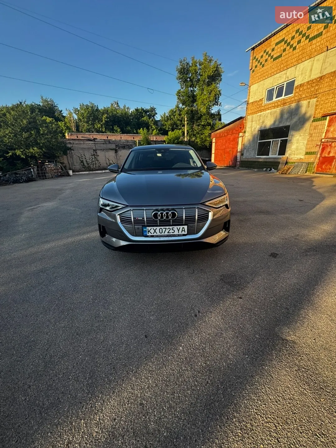 Audi e-tron 2021 — 1