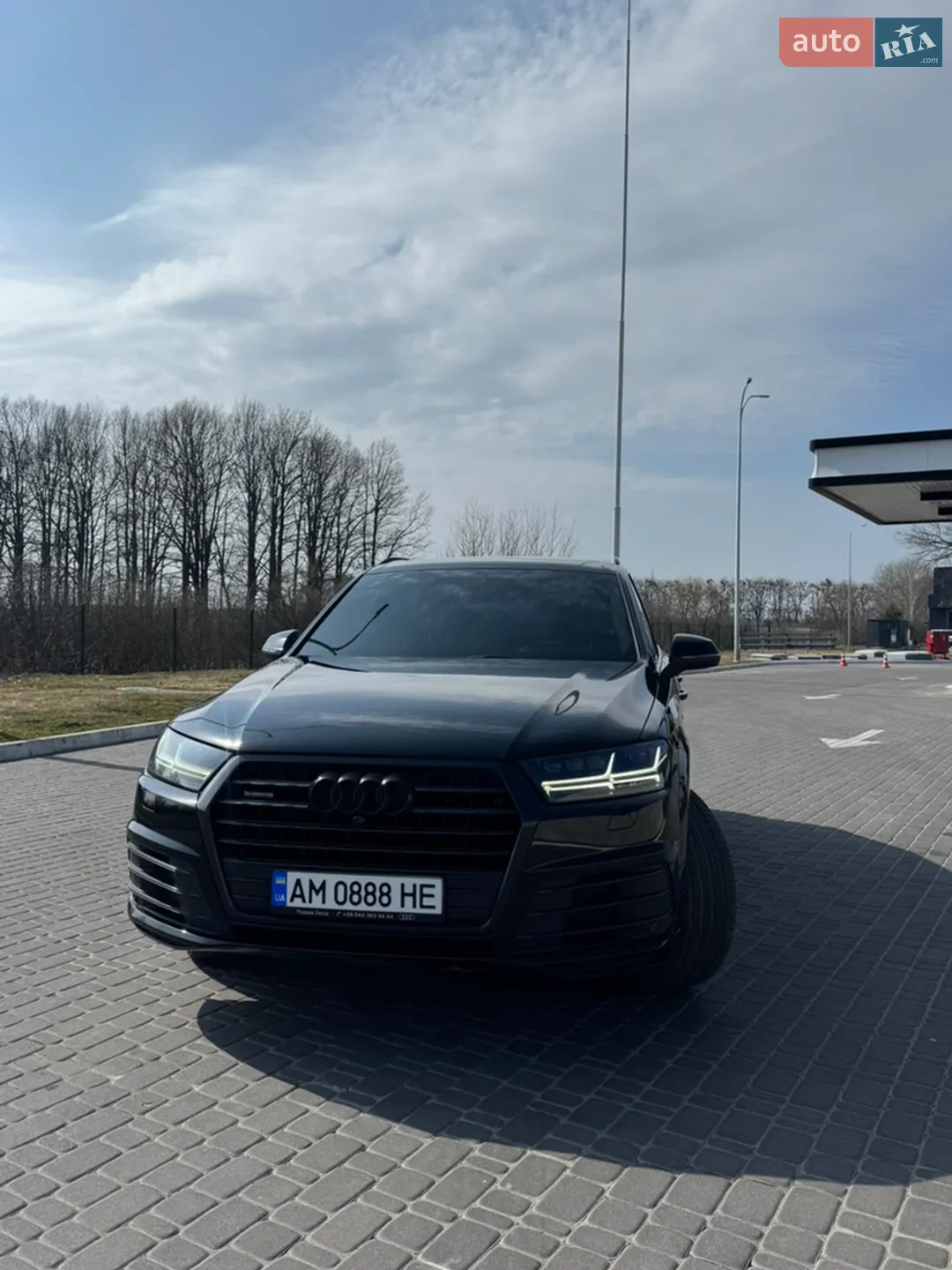 Audi Q7 2016 — 1