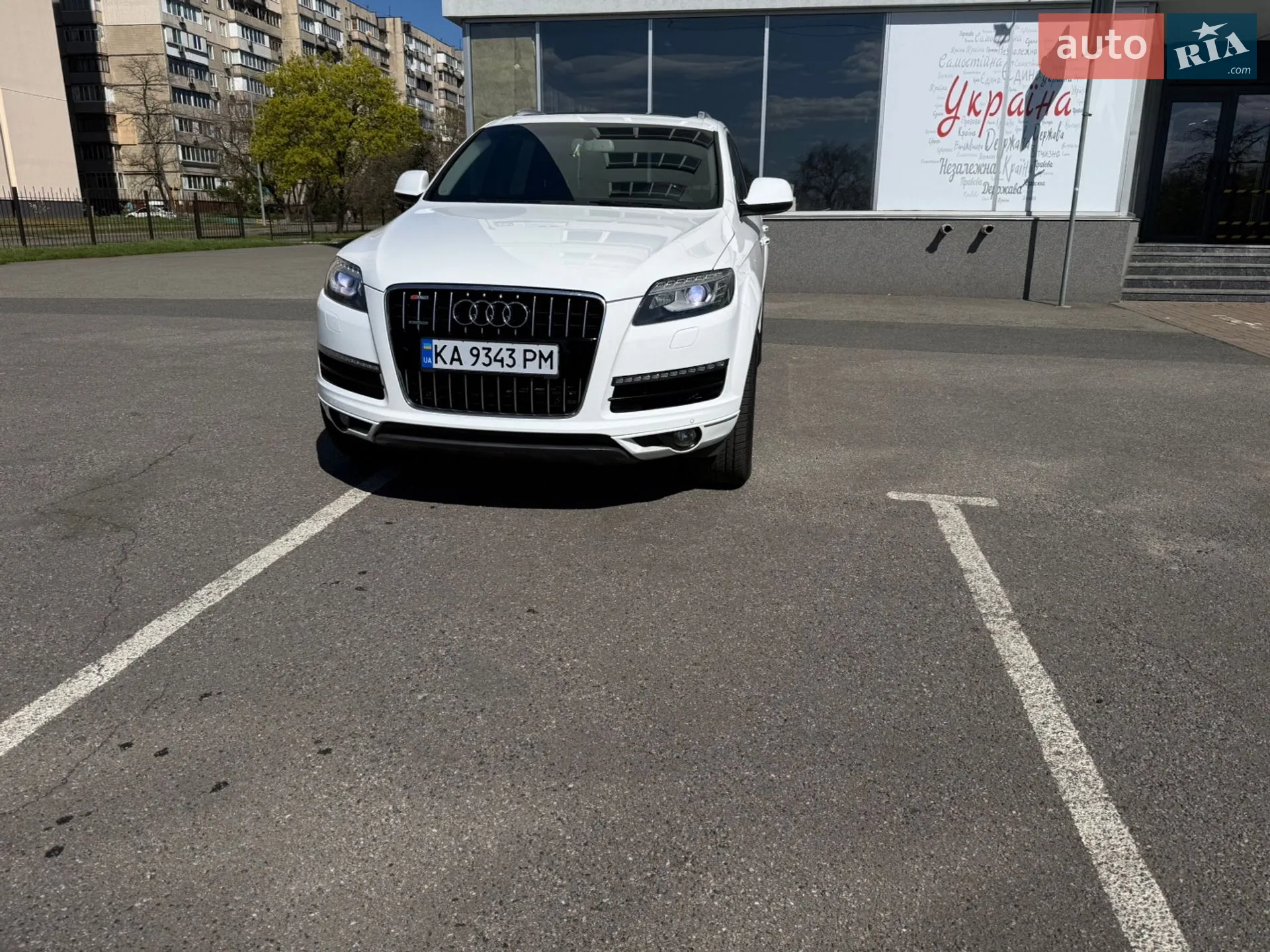 Audi Q7 2011 — 1