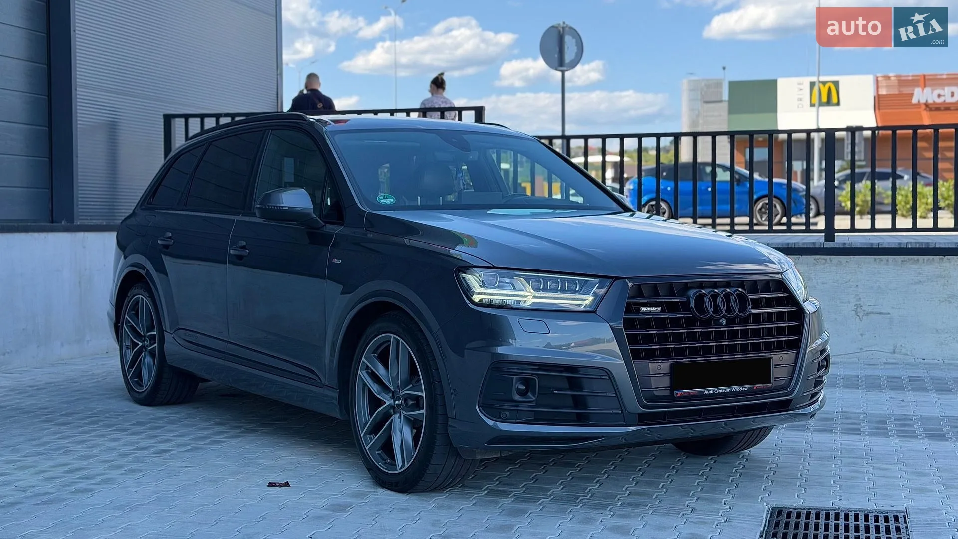 Audi Q7 2016 — 1