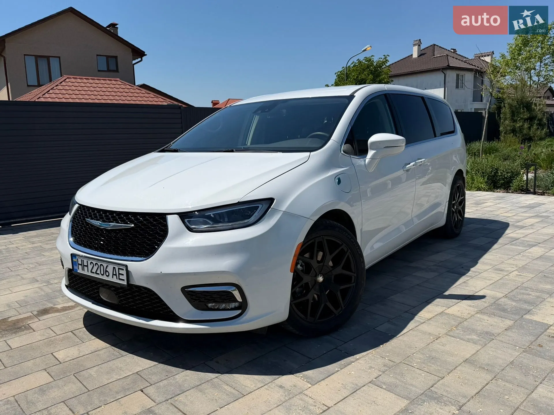 Chrysler Pacifica 2022 — 1