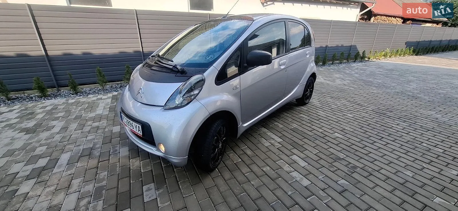 Citroën C-Zero 2011 — 1