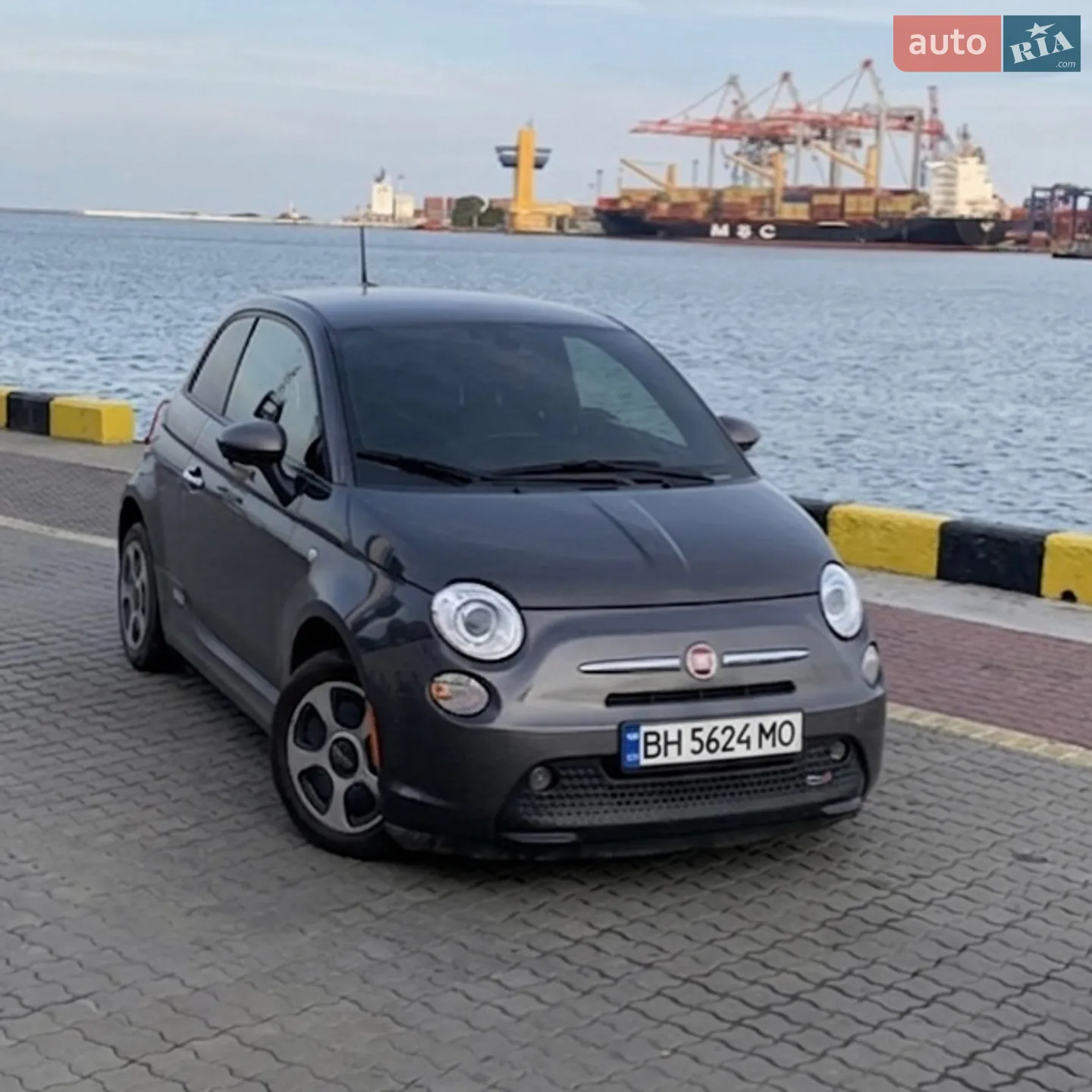 Fiat 500e, 2015