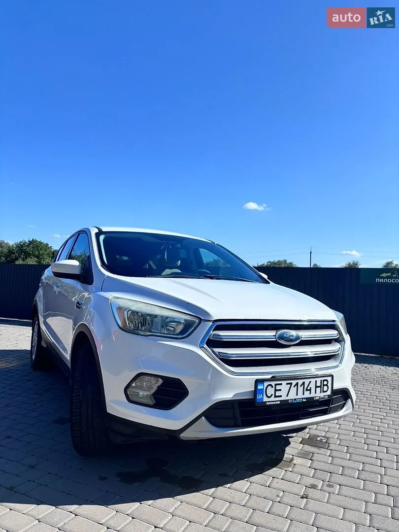 Ford Escape 2017 — 1