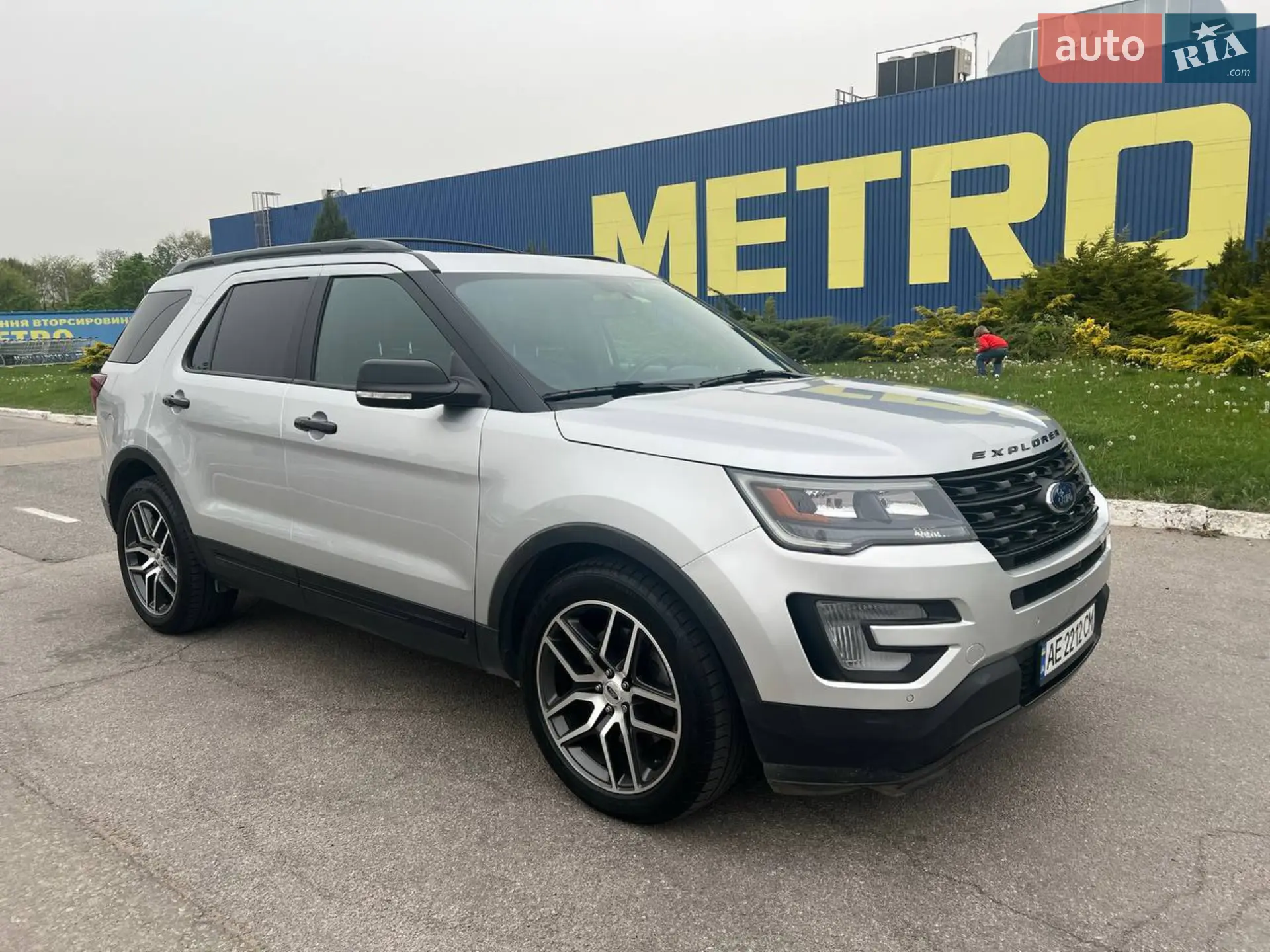 Ford Explorer 2017 — 1