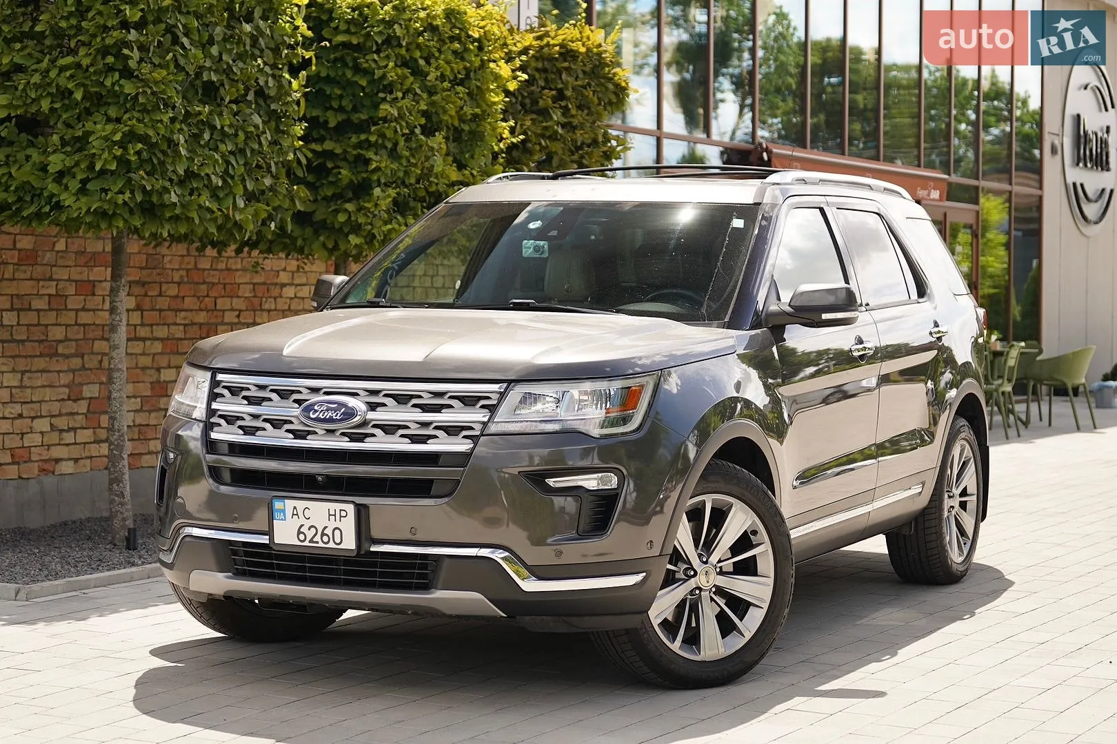 Ford Explorer 2018 — 1